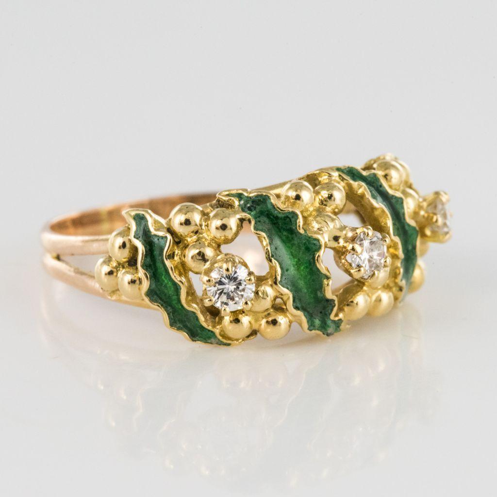 1980s Green Enamel Diamond 18 Karat Yellow Gold Ring For Sale 8