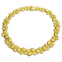 1980s Gübelin 18k white and yellow gold pebble choker