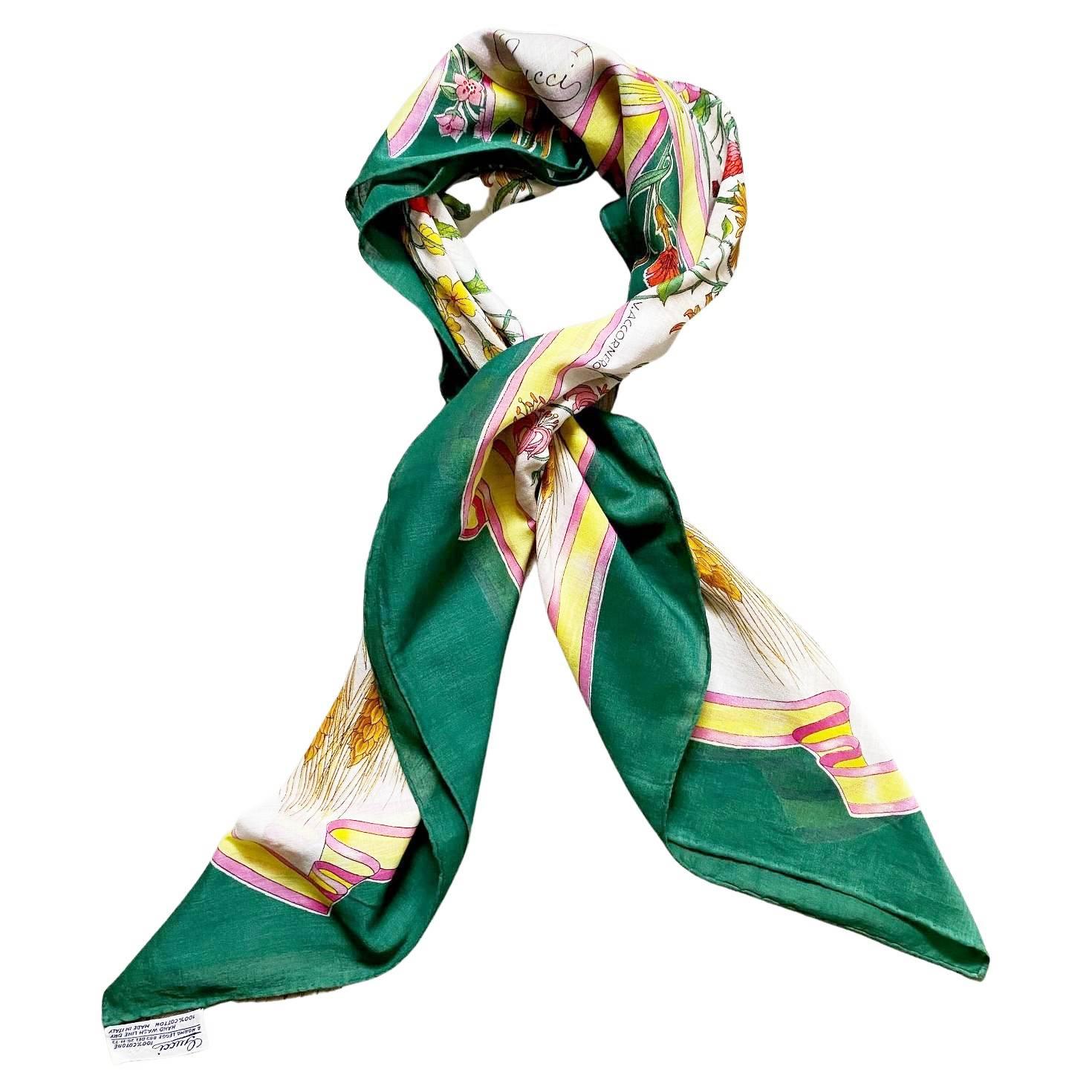 This 1980s Gucci Accornero Scarf features a Poppy Flower motif, accented with Green edges, on a luxuriously soft Cotton construction.

Condition: 1980s, good, it shows some light discoloration on top green edge as shown in pictures 

Dimensions: