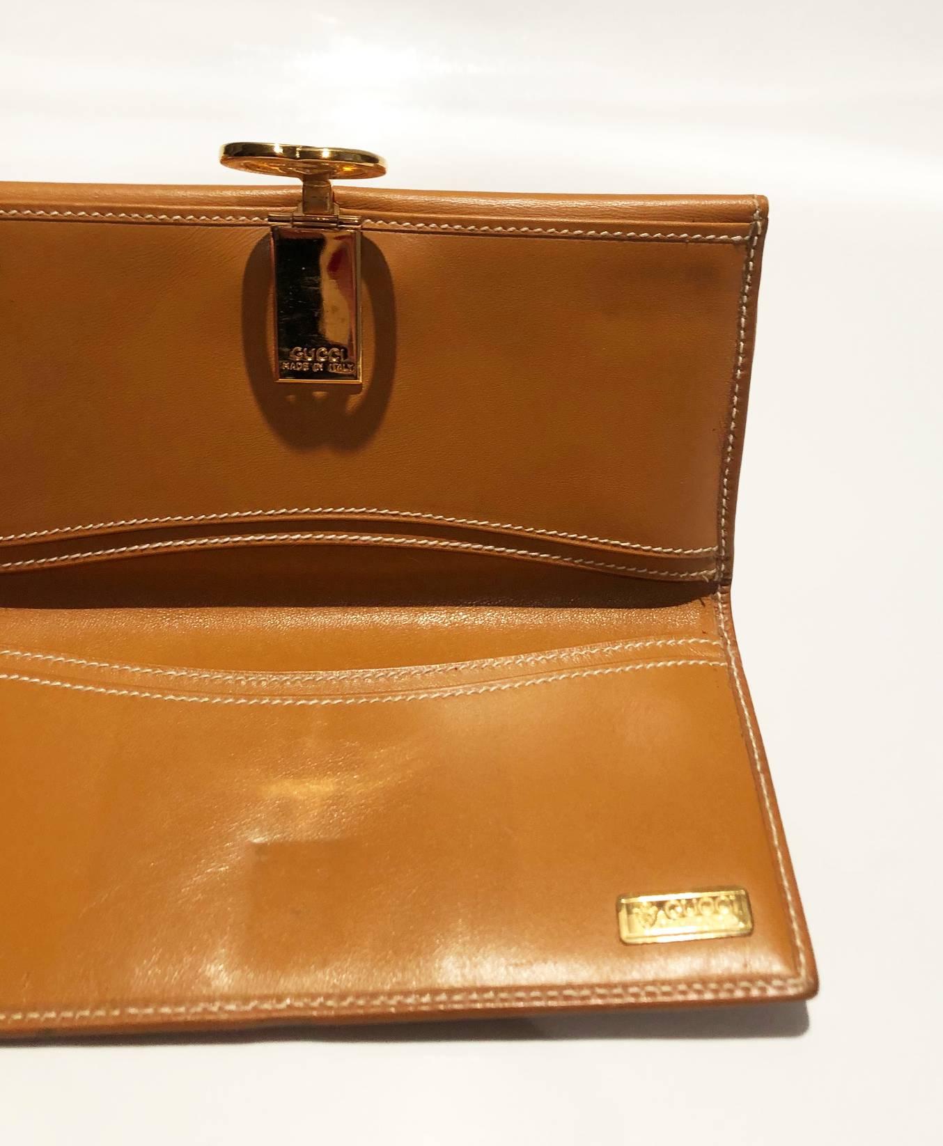 Gucci Brown Monogram GG Metal Logo Envelope Wallet, 1980s In Good Condition In London, GB