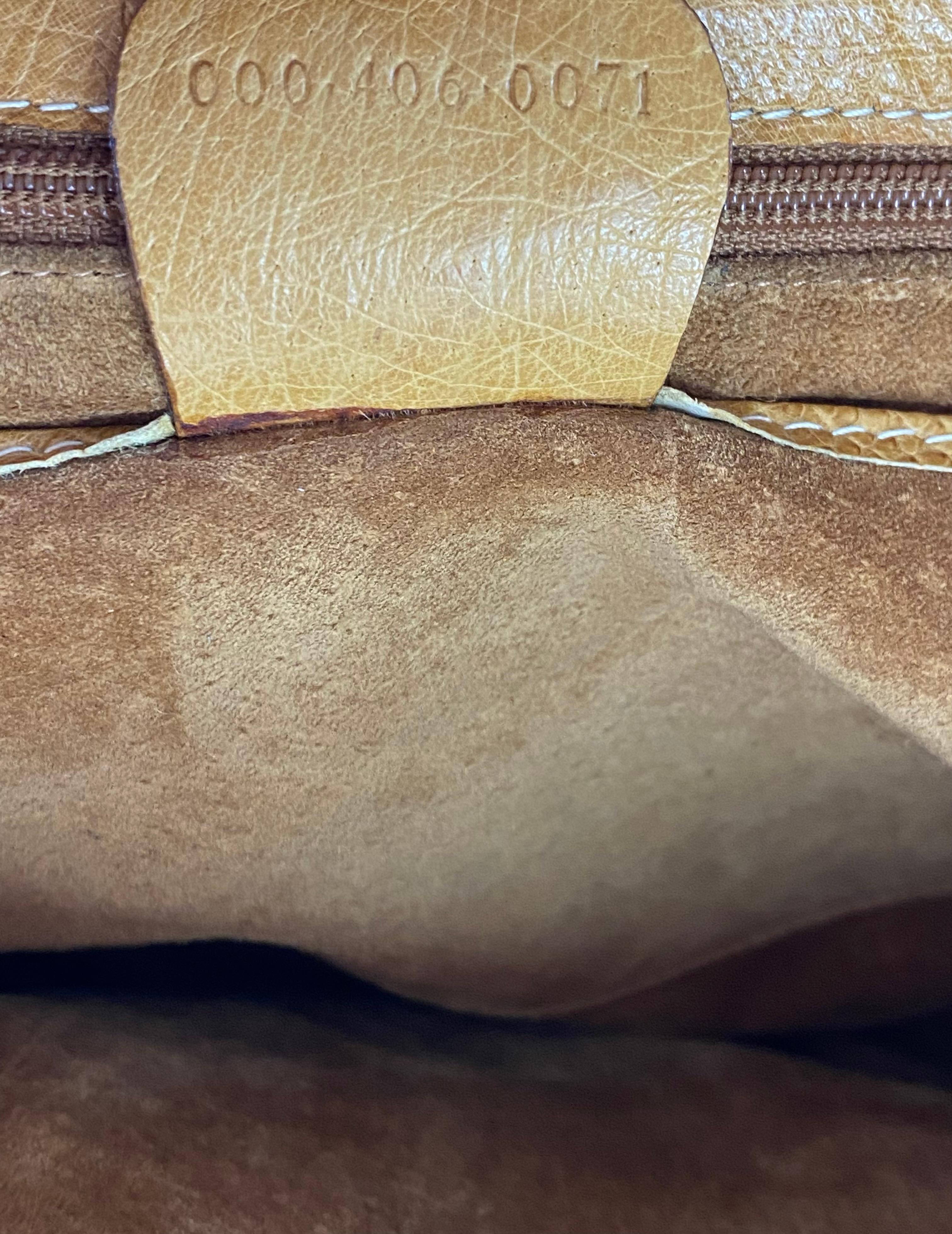 1980 Gucci Caramel Ostrich Shoulder Bag Twist Lock Closure en vente 1