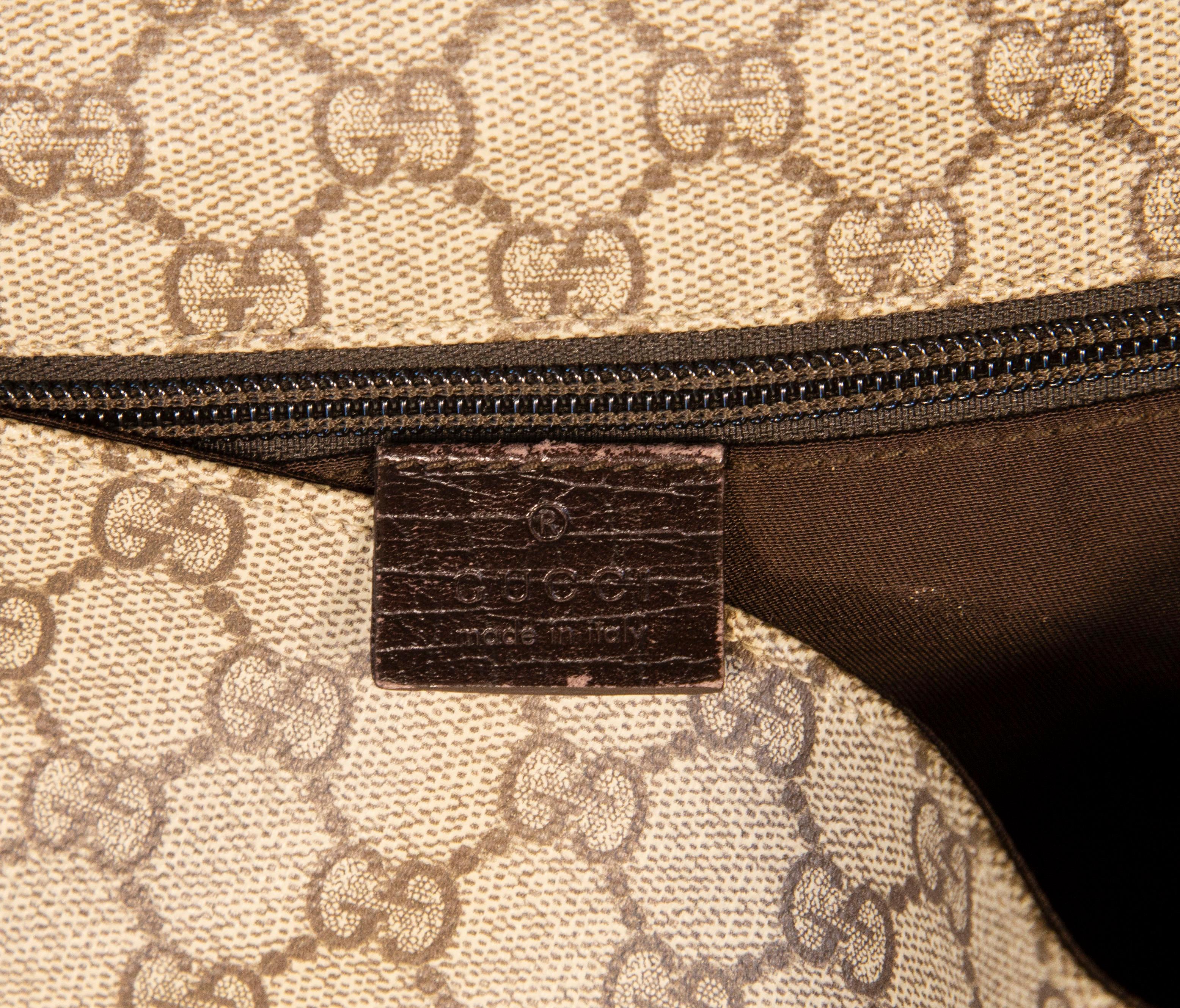 1980s Gucci GG Web Guccisima & Race Strap Messenger Crossbody  Bag For Sale 5