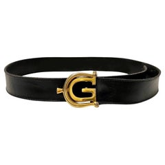 1980s Gucci Gold Metal Buckle Black Leather Belt