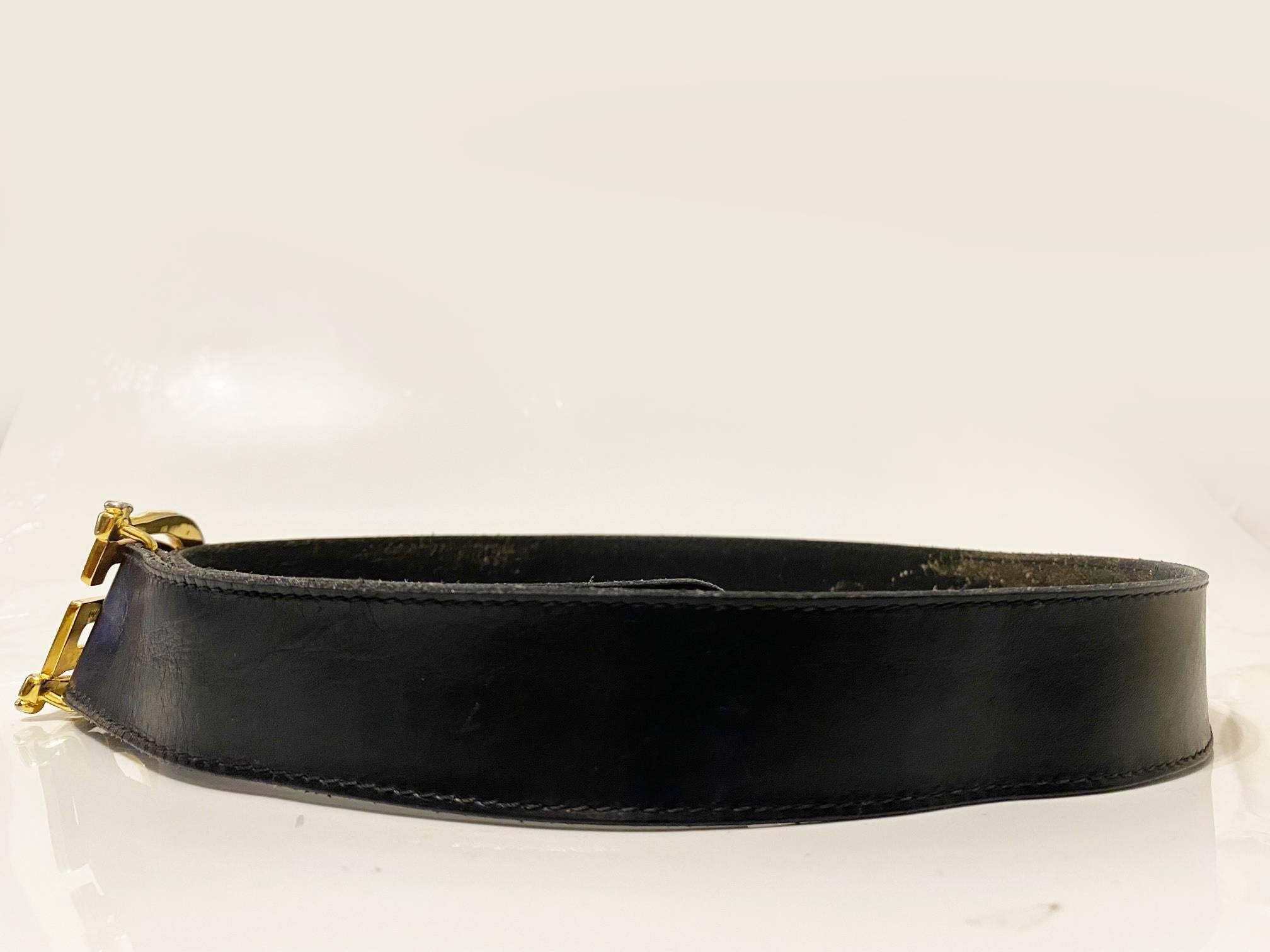 1980s Gucci Gold Metal Buckle Black Leather Belt For Sale 1