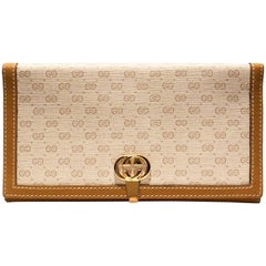 Vintage 1980s Gucci Interlocking Logo Clutch Tan Leather Monogram Wallet