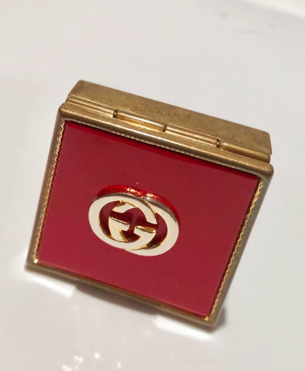 Women's or Men's 1980s GUCCI Logo Square Lidded Red and Gold Tone Metal Pocket Ashtray Pill box 