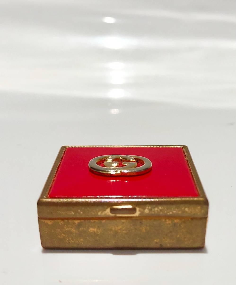 1980s GUCCI Logo Square Lidded Red and Gold Tone Metal Pocket Ashtray Pill box  1