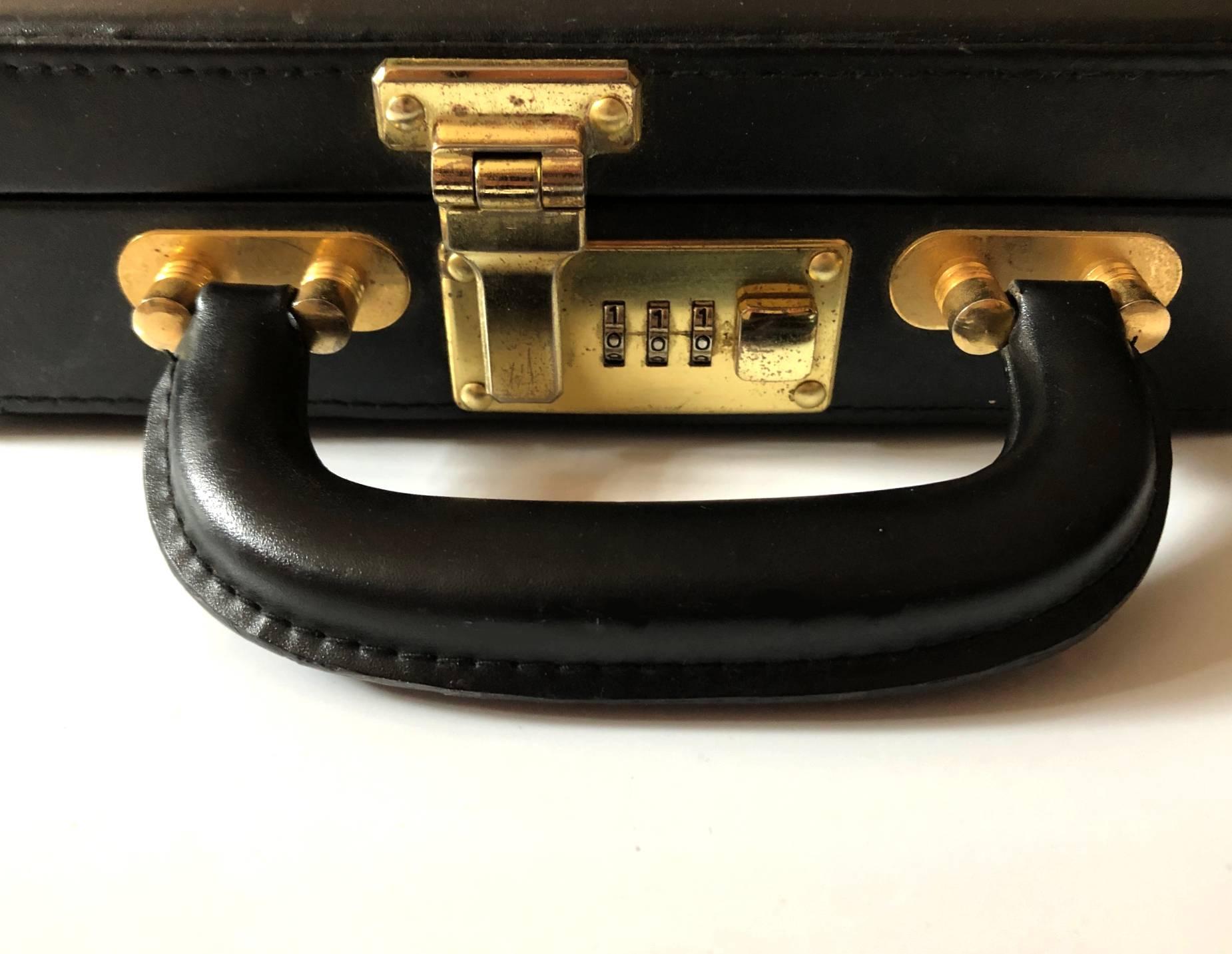1980s Gucci Web Back Monogram Vertical Leather and Cloth Briefcase  5