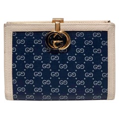Vintage 1980s Gucci Navy Blue GG Interlocking Monogram Wallet