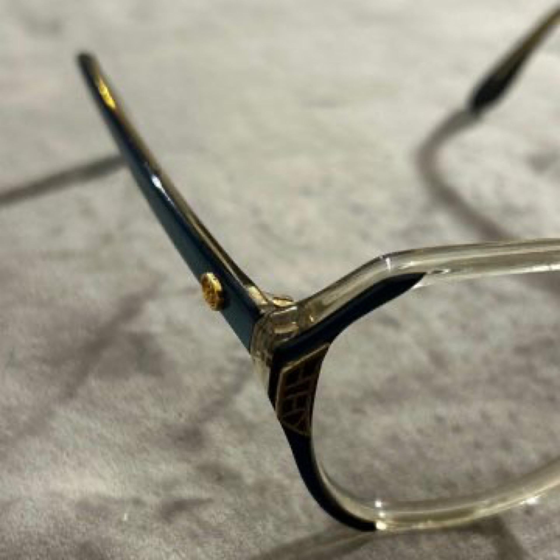 1980s Gucci Retro Oversized Eyeglasses with Teal and Gold Accents For Sale 3