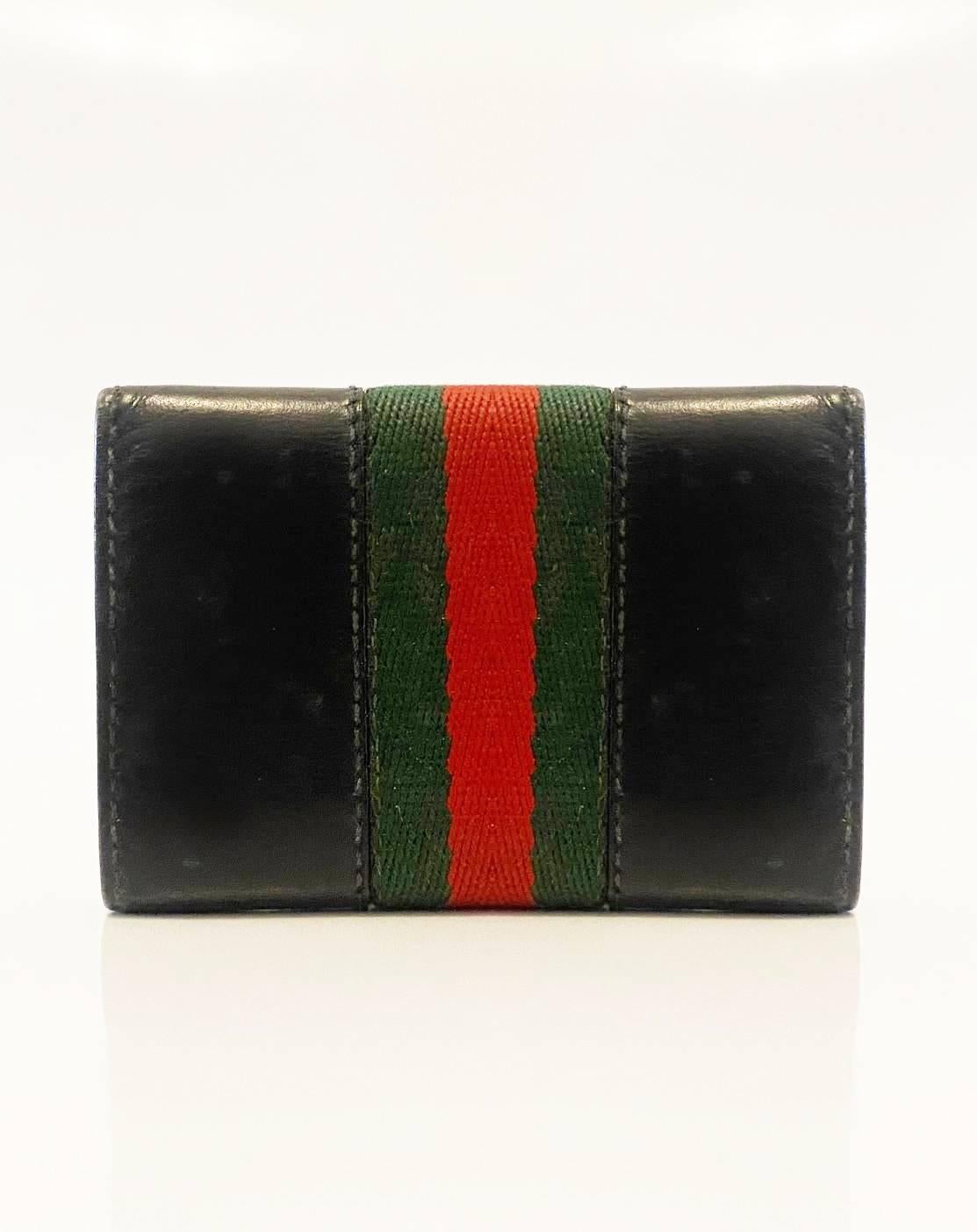 1980s Gucci Web Black Leather Hook Key Holder In Good Condition For Sale In London, GB