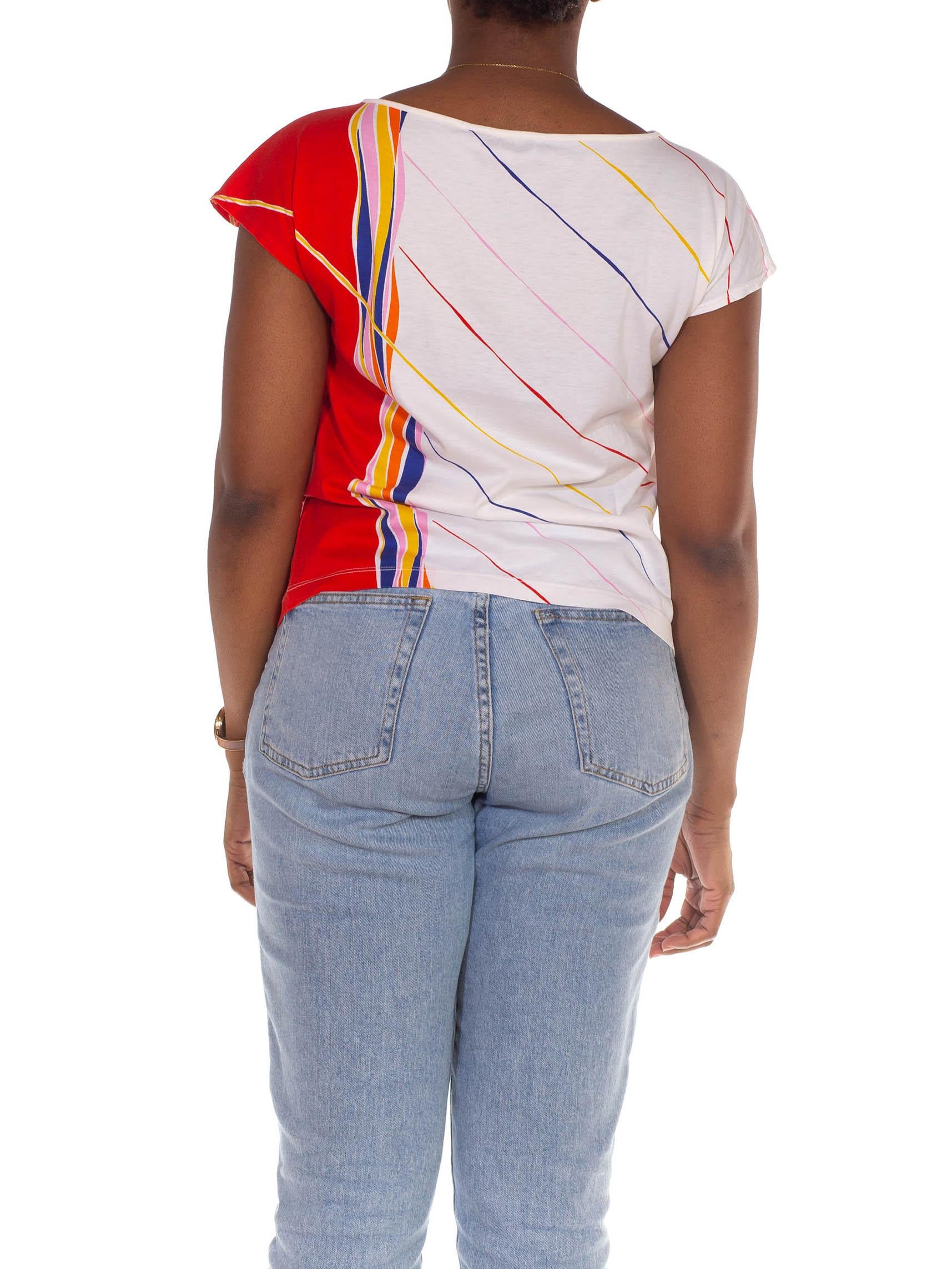 1980S Gucci White & Red Cotton Striped Abstract Print T-Shirt For Sale 1