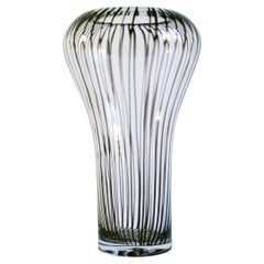 1980s Guzzini Murano glass vase (38hx22d cm) Mid century modern, like new!