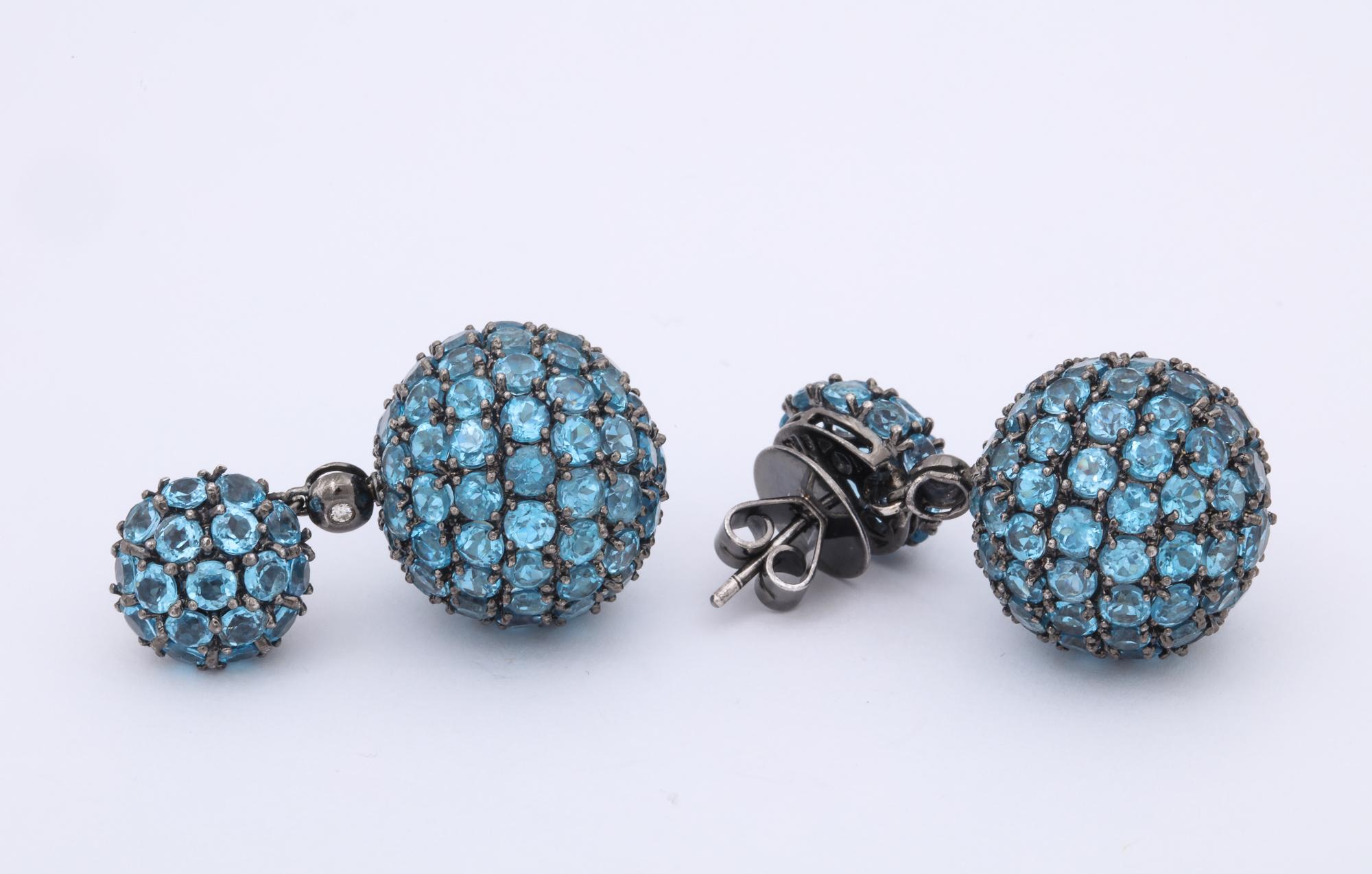 Women's 1980s Half Sphere Shape and Hanging Ball Blue Topaz Gold Drop Earrings