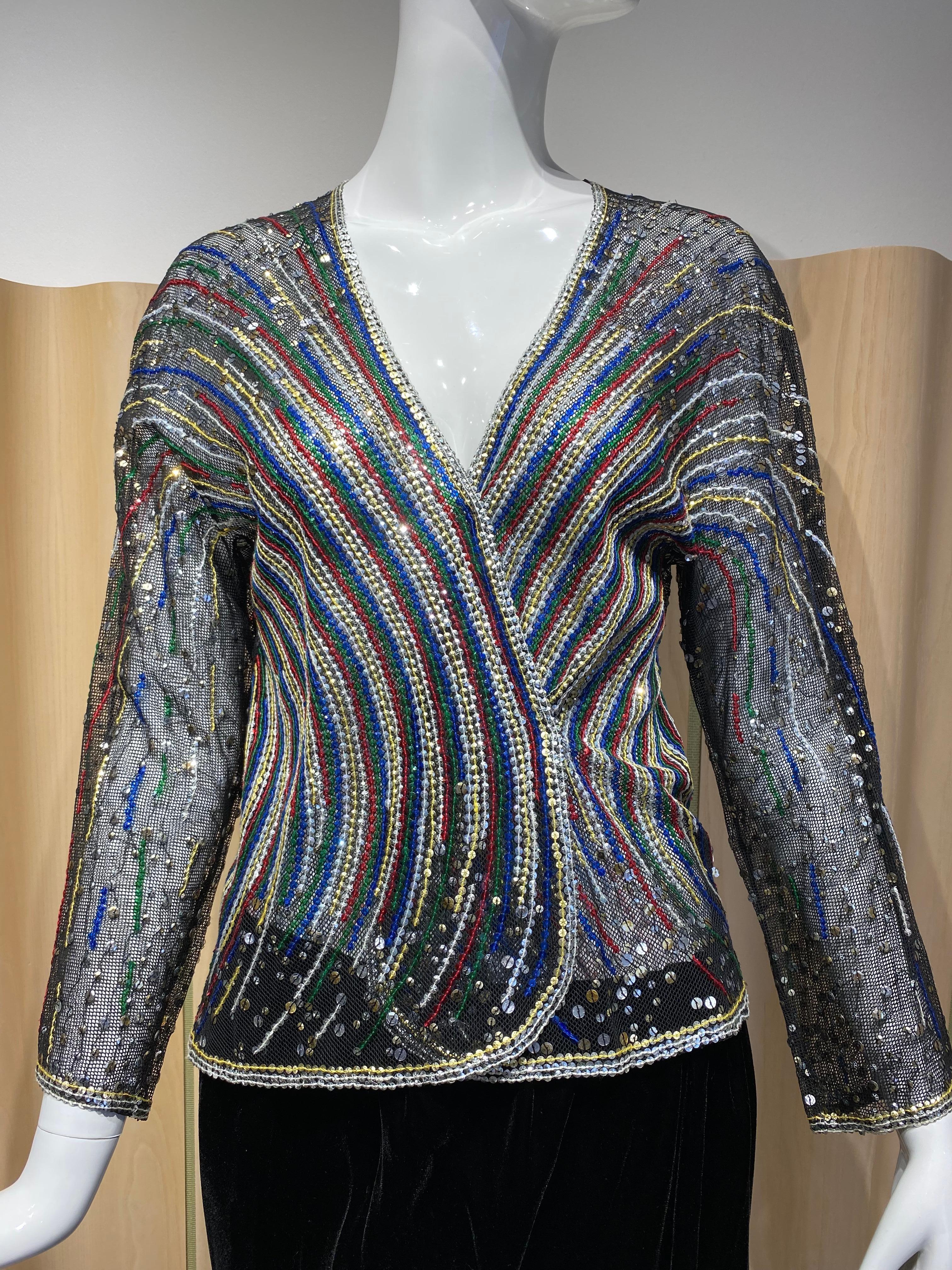 1980er Halston Multi Farbe Pailletten Mesh Cardigan Jacke und schwarzer Samt Rock Set Damen im Angebot