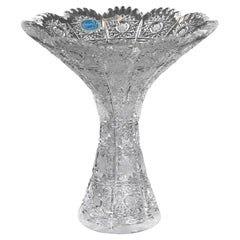 Vase en cristal de Bohème des années 1980, sculpté à la main