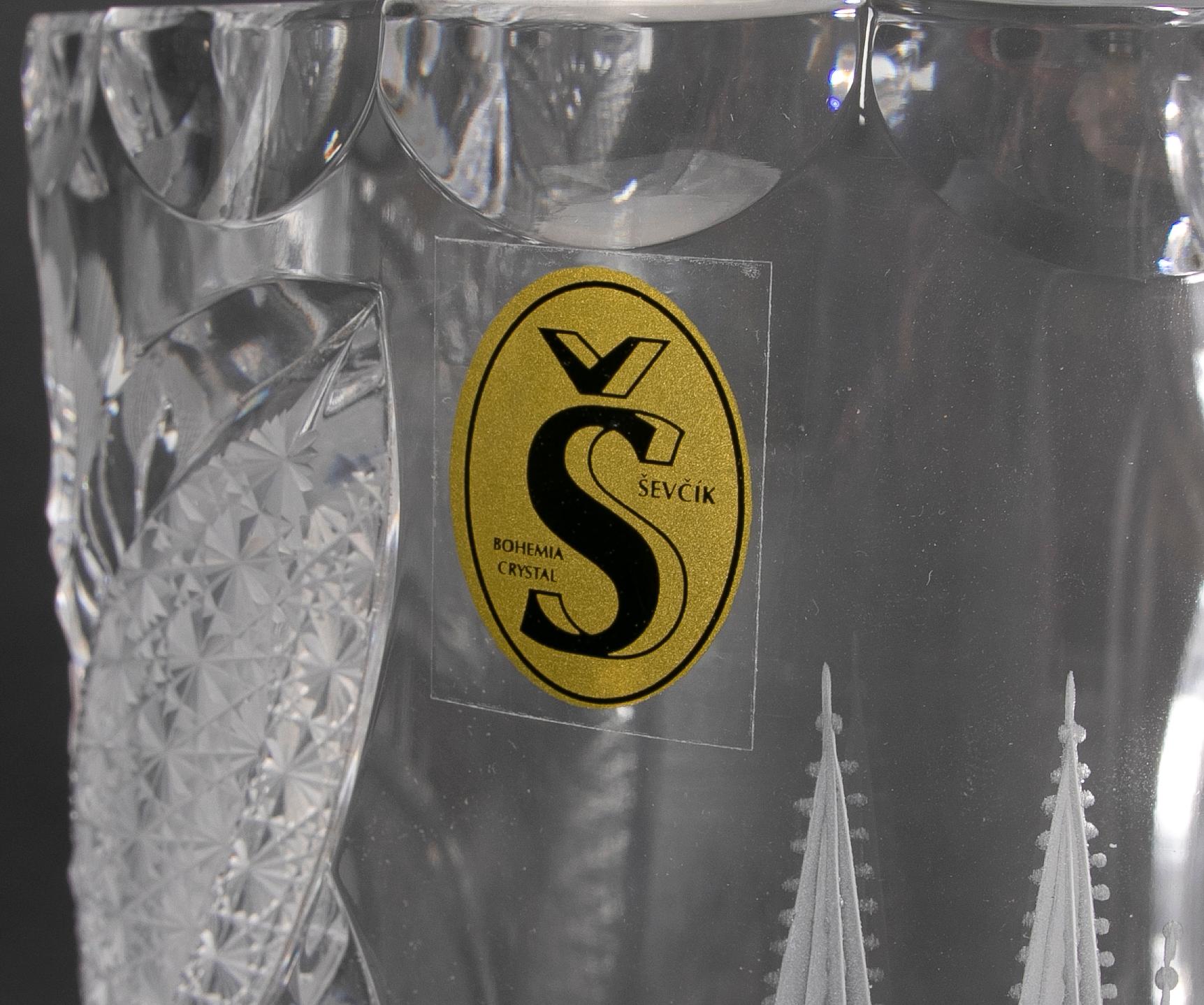 Vaso di vetro boemo intagliato a mano del 1980 di Ladislav Sevzik in vendita 9