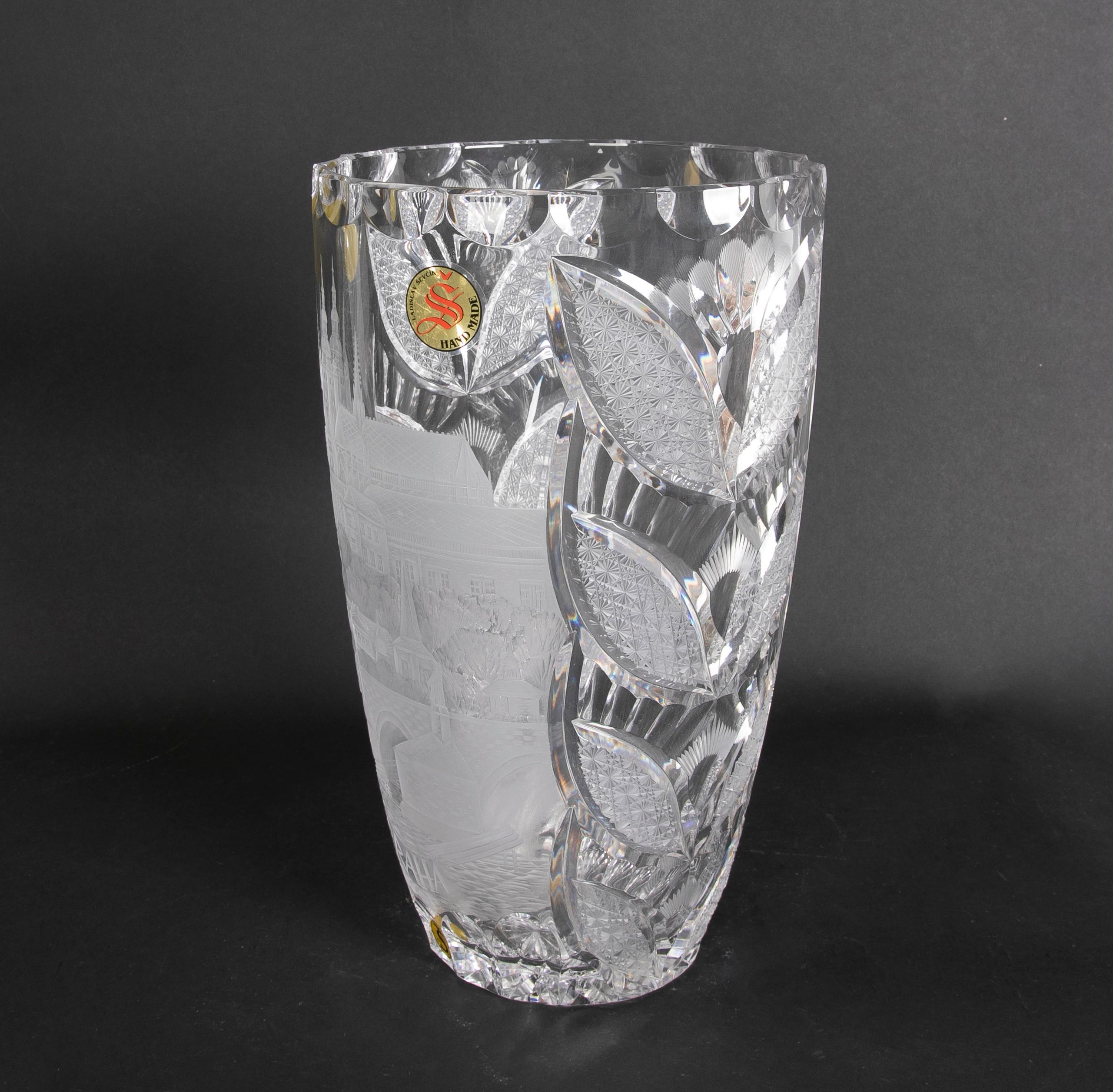 1980s Hand-Carved Bohemian Glass Vase by Ladislav Sevzik  For Sale 5