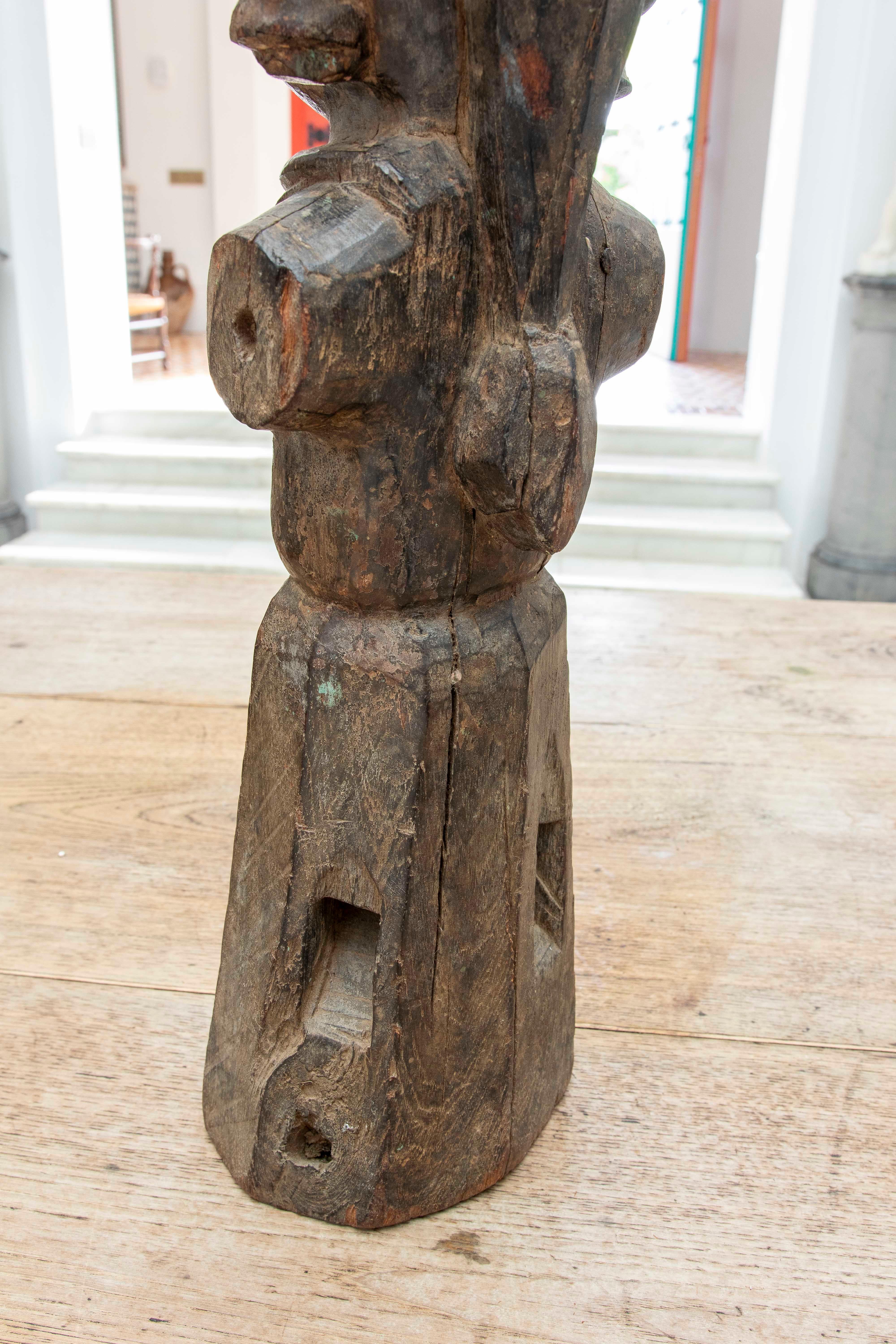Años 80 Escultura tallada a mano en madera Mujer Indu en venta 6