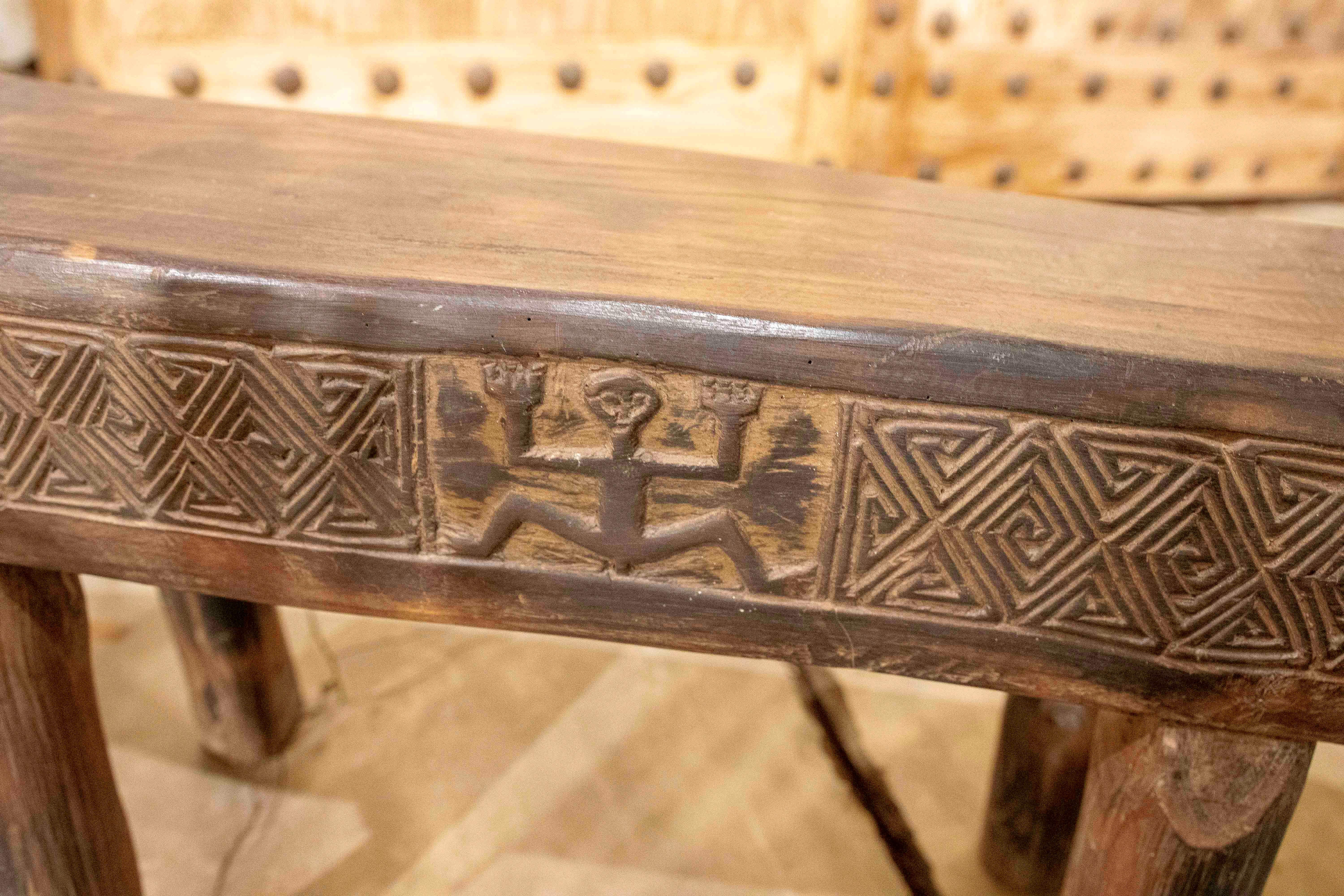 1980s Hand Carved in Wood Wooden Bench in the Shape of a Crocodile with Reliefs 6