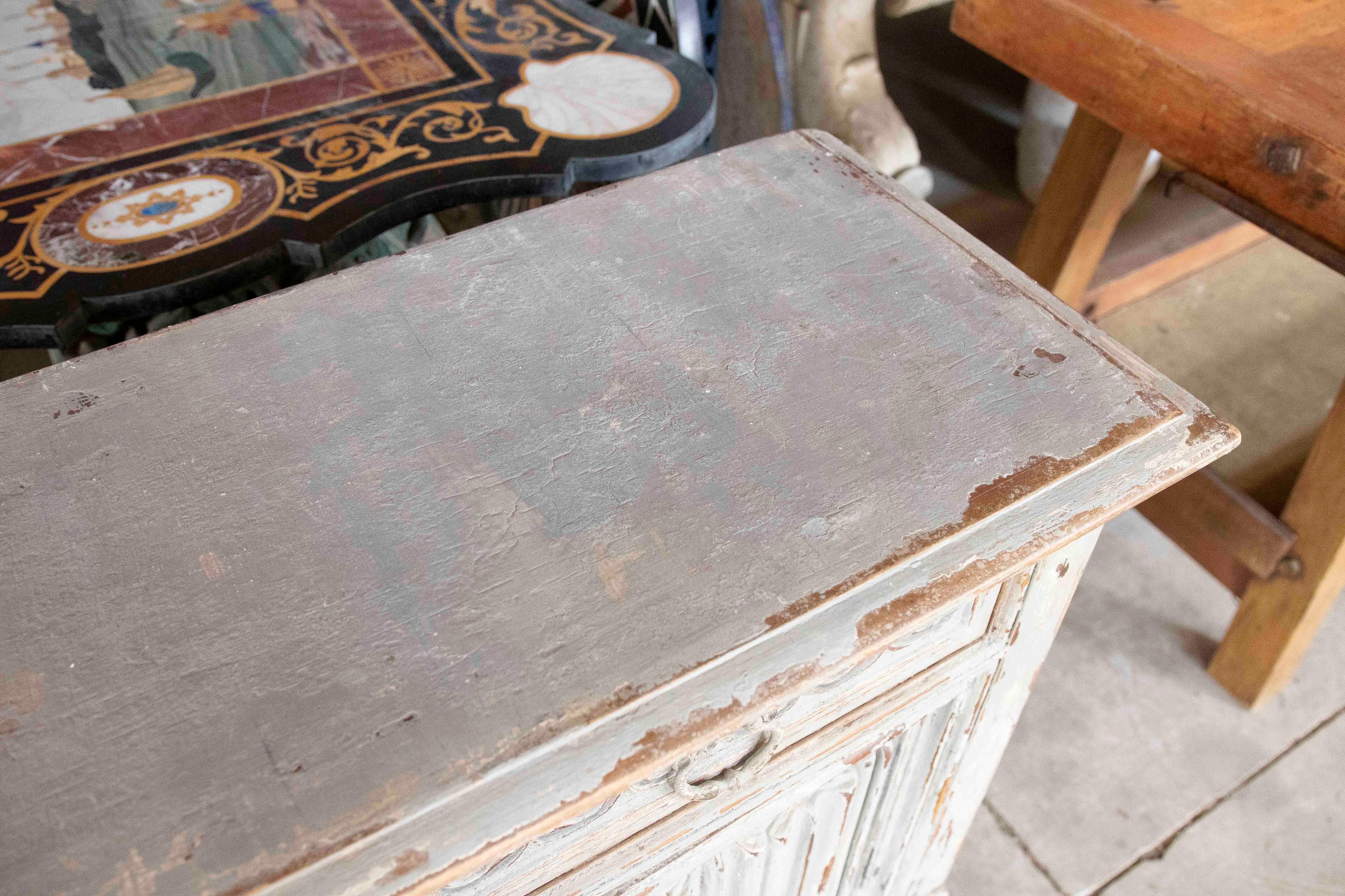 1980s Hand-Carved Provençal Sideboard Made of Polychrome Wood with Front Panels For Sale 7