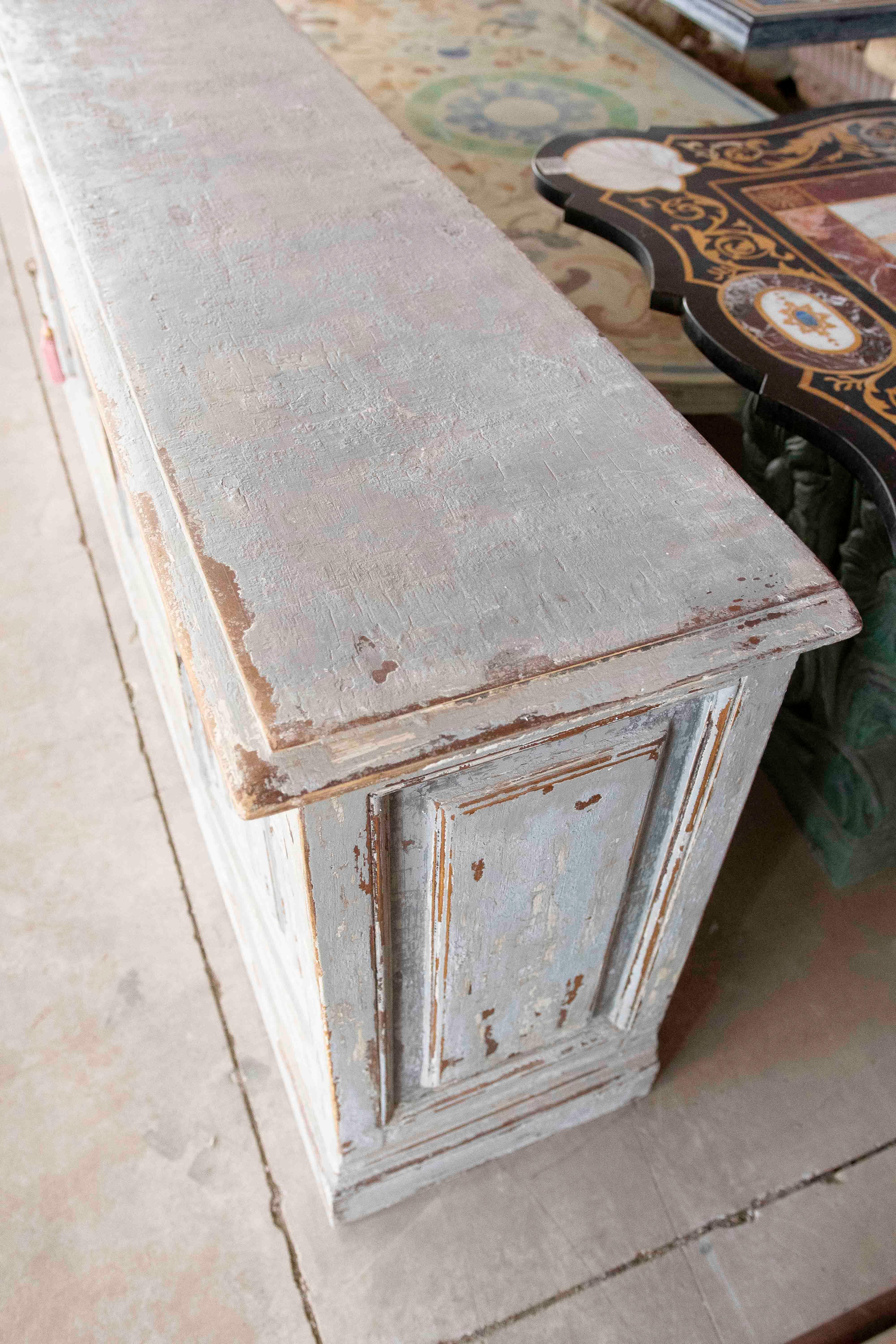 1980s Hand-Carved Provençal Sideboard Made of Polychrome Wood with Front Panels For Sale 11