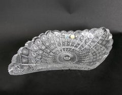 Handgeschnittenes böhmisches Glastablett aus den 1980er Jahren