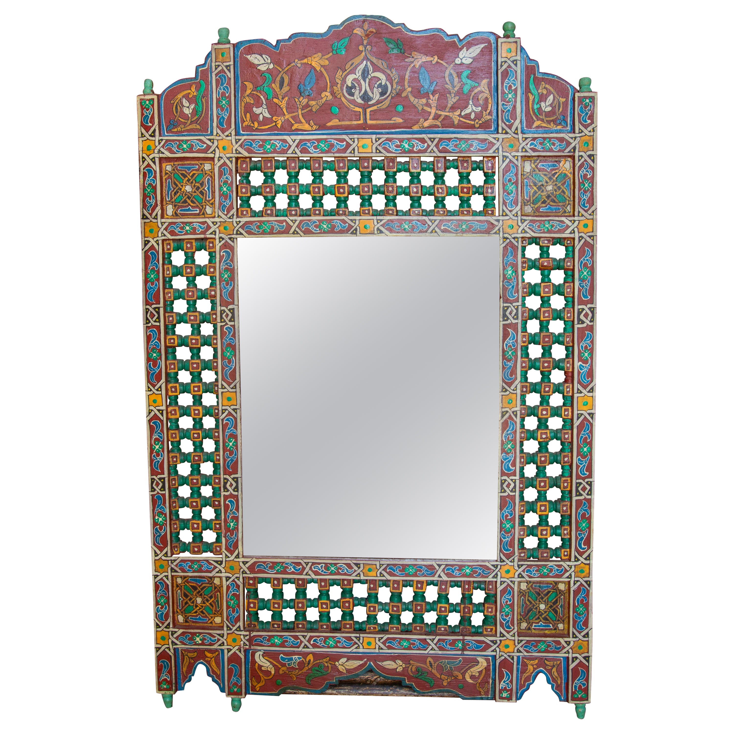 Specchio da parete in legno in stile moresco dipinto a mano degli anni '80 con decorazioni