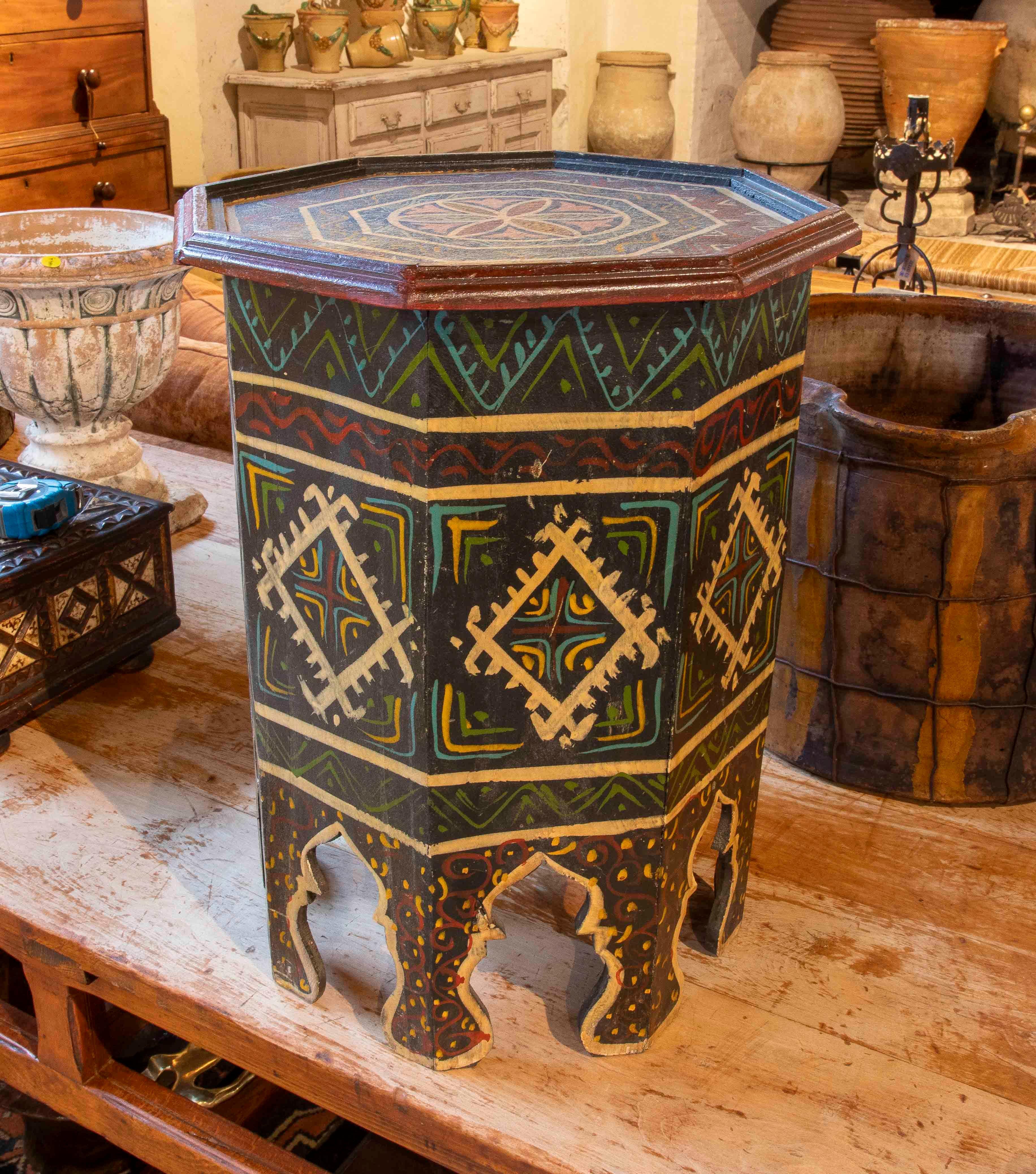 Hand-Painted 1980s Hand Painted Moroccan Octagonal Side Table For Sale