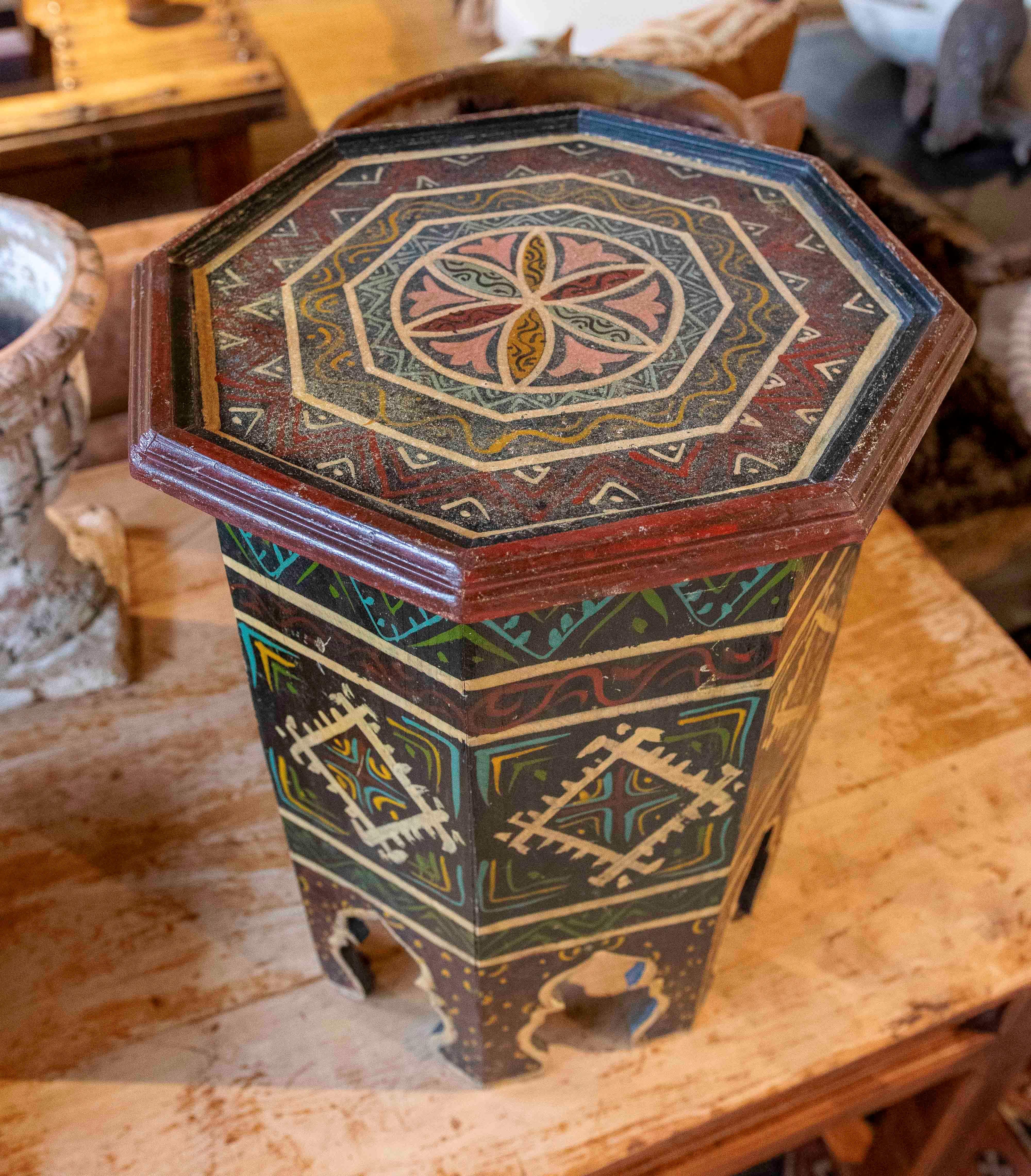 1980s Hand Painted Moroccan Octagonal Side Table For Sale 1