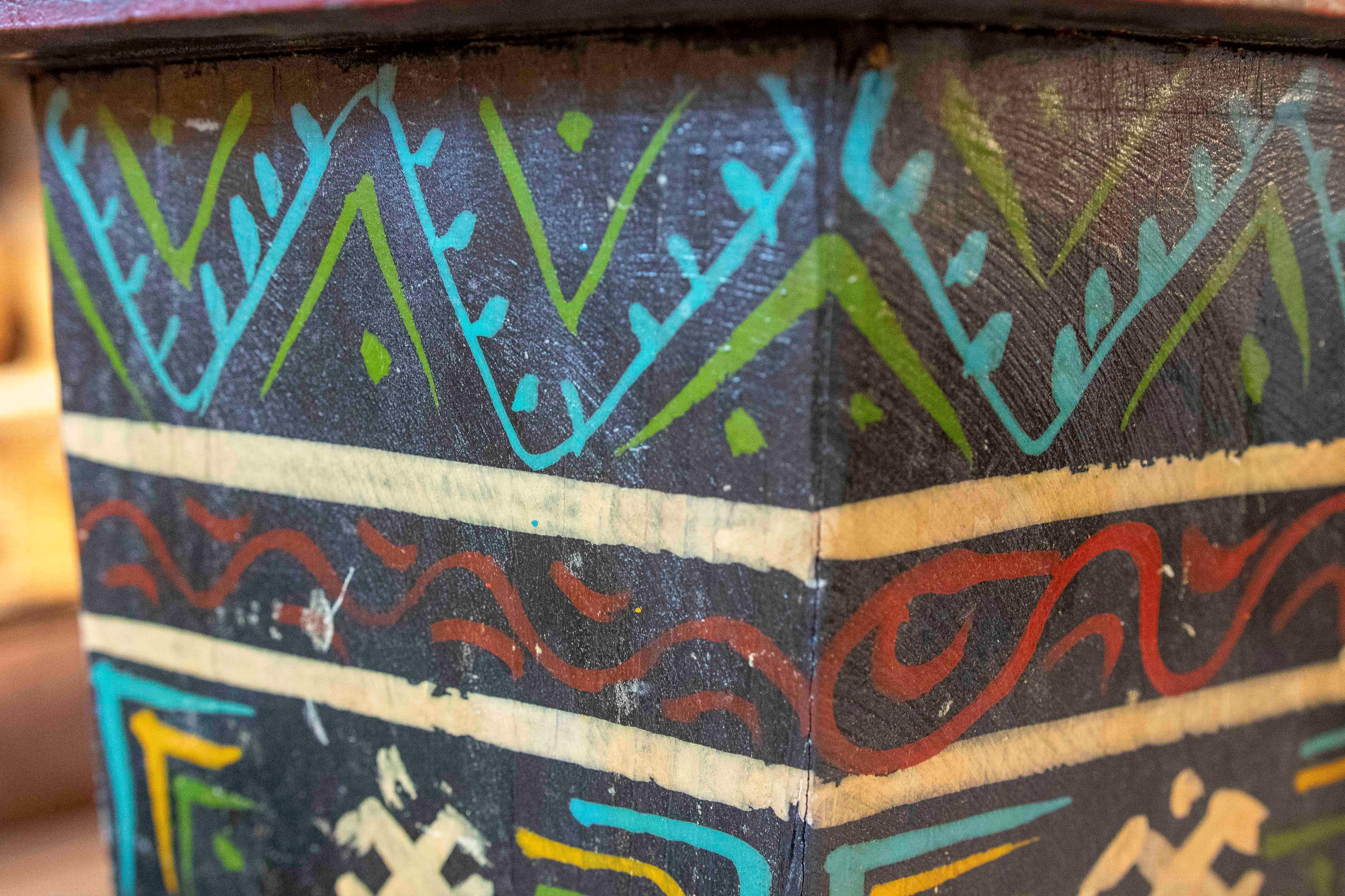 1980s Hand Painted Moroccan Octagonal Side Table For Sale 3
