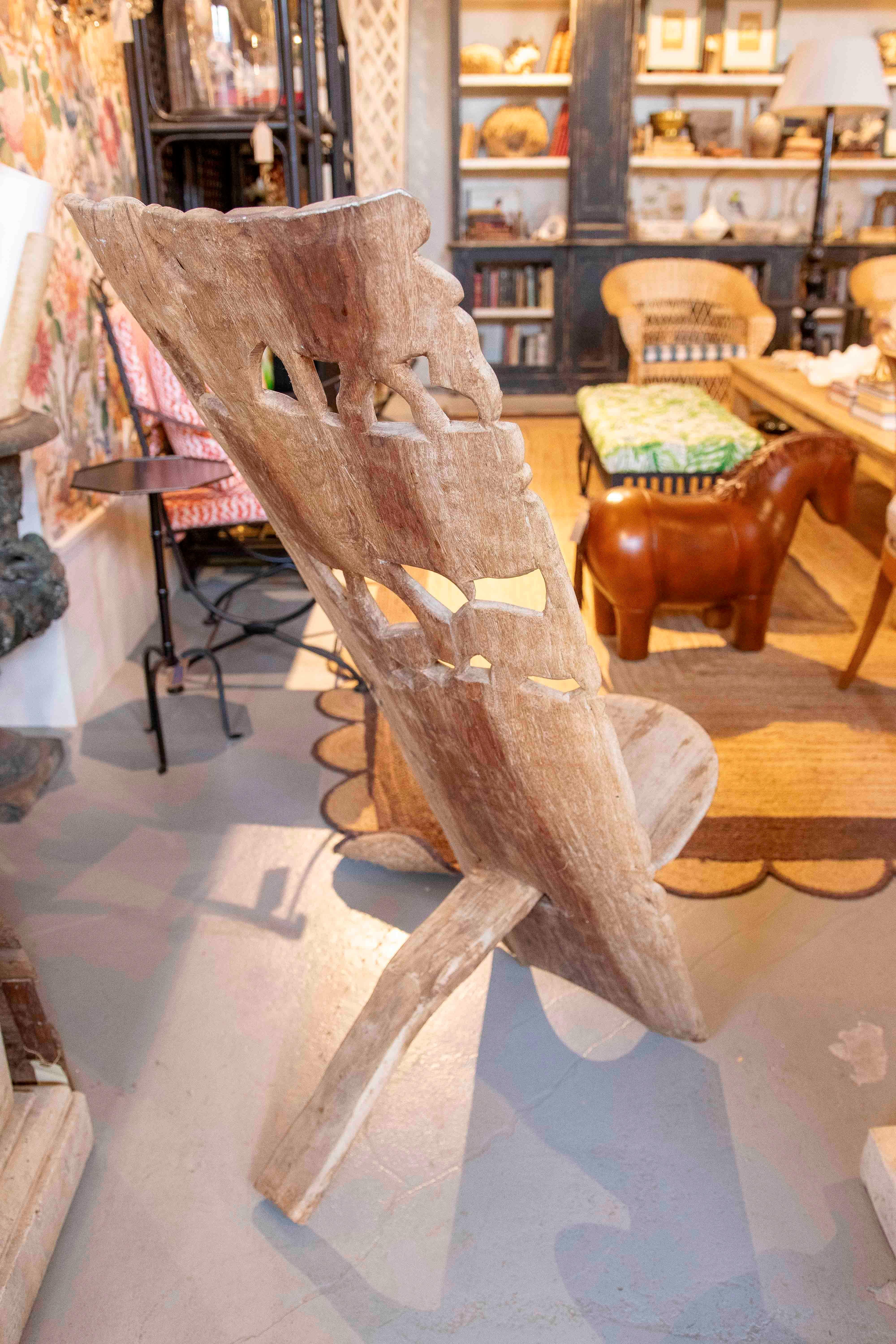 1980s Handcrafted Chair Carved in Wood with Wildlife Motifs For Sale 7