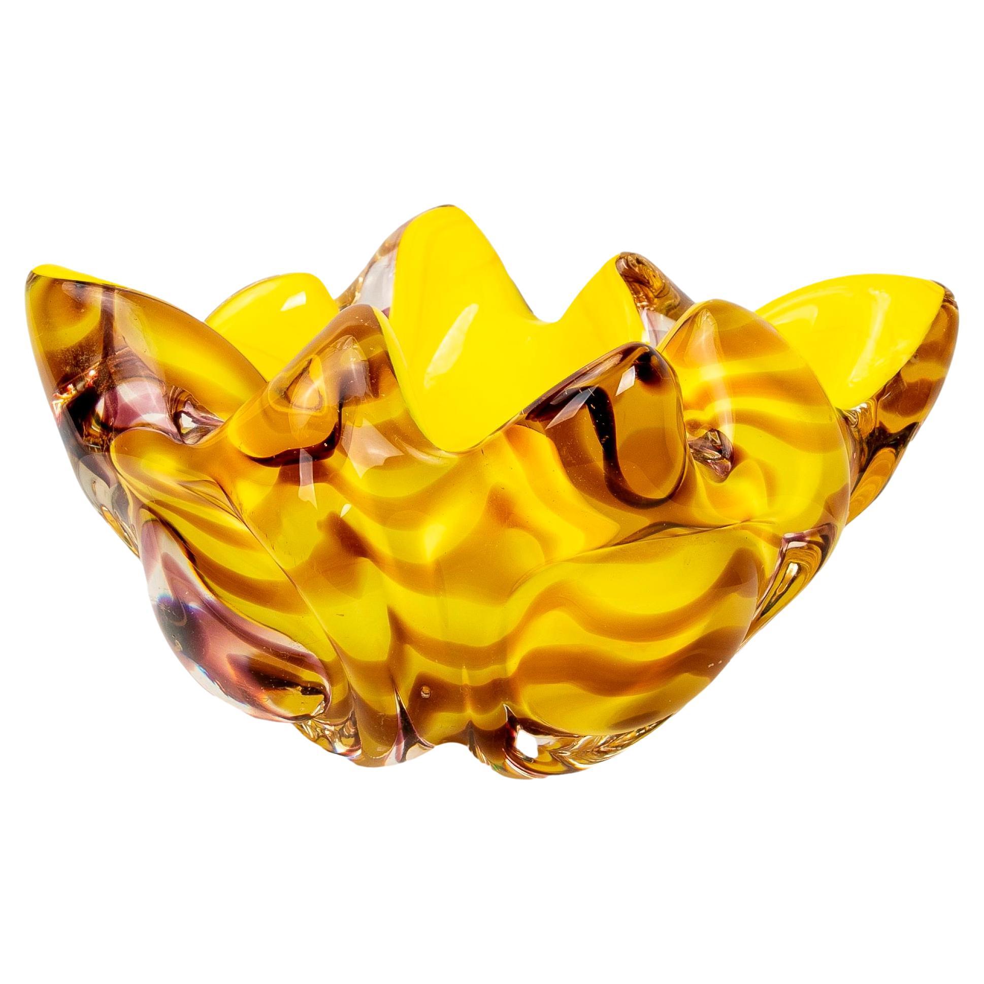 Bandeja de cristal de Murano hecha a mano en tonos amarillos de los años 80