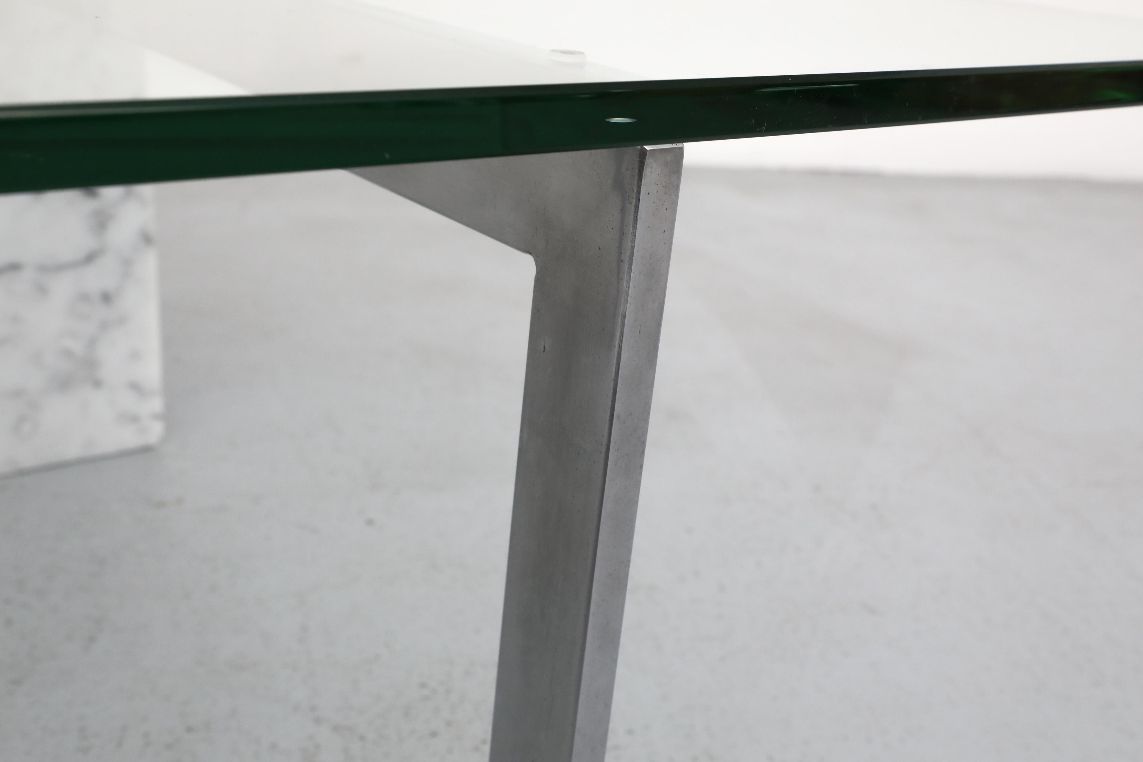 Mesa baja de mármol de Carrara y cristal 'KW-1' de Hank Kwint para Metaform, años 80 en venta 3