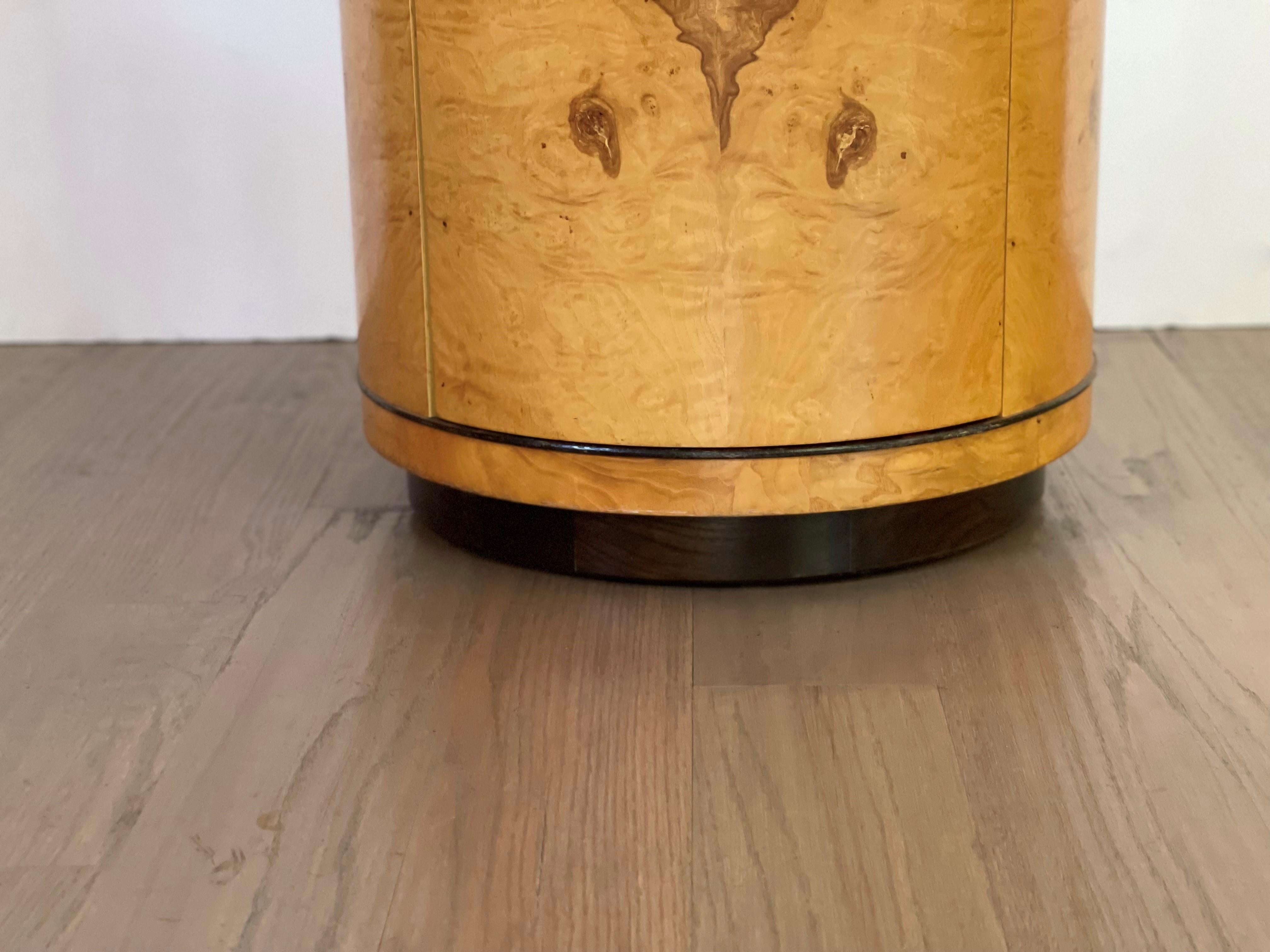 1980s Henredon Burl Wood Drum Nightstand/End Table For Sale 4