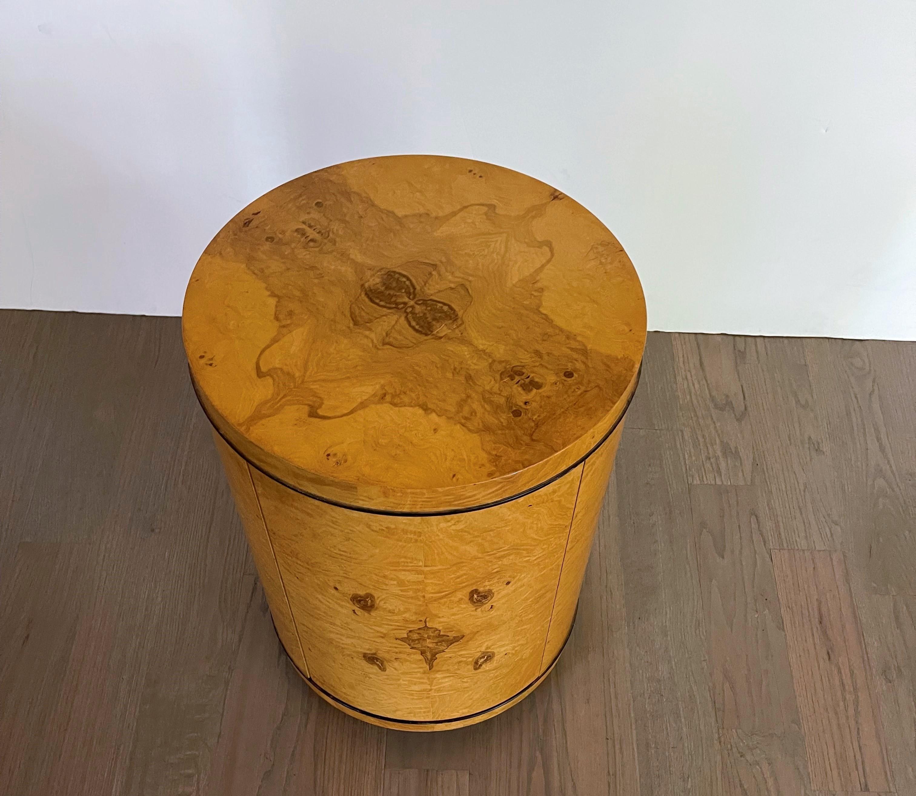 1980s Henredon Burl Wood Drum Nightstand/End Table For Sale 6