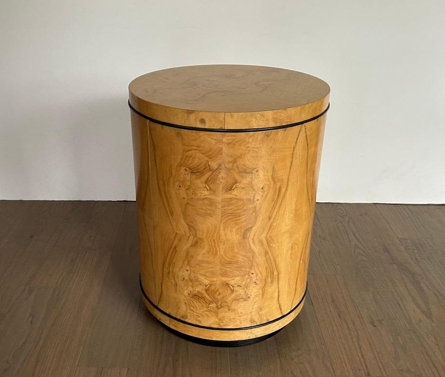 Legno Comodino/tavolino a tamburo in legno di Wood Henredon del 1980 in vendita