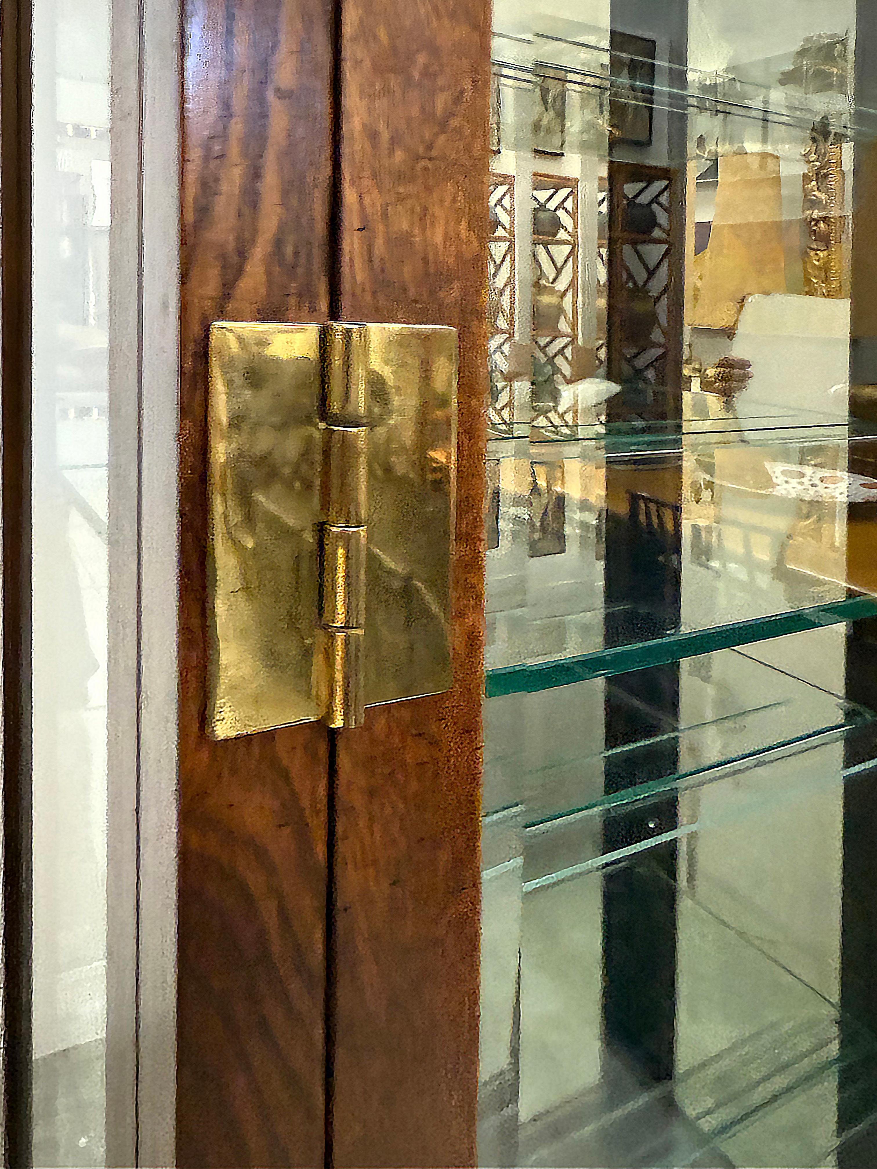 1980s Henredon Campaign Vitrine Cabinet, Oak and Beveled Glass 1