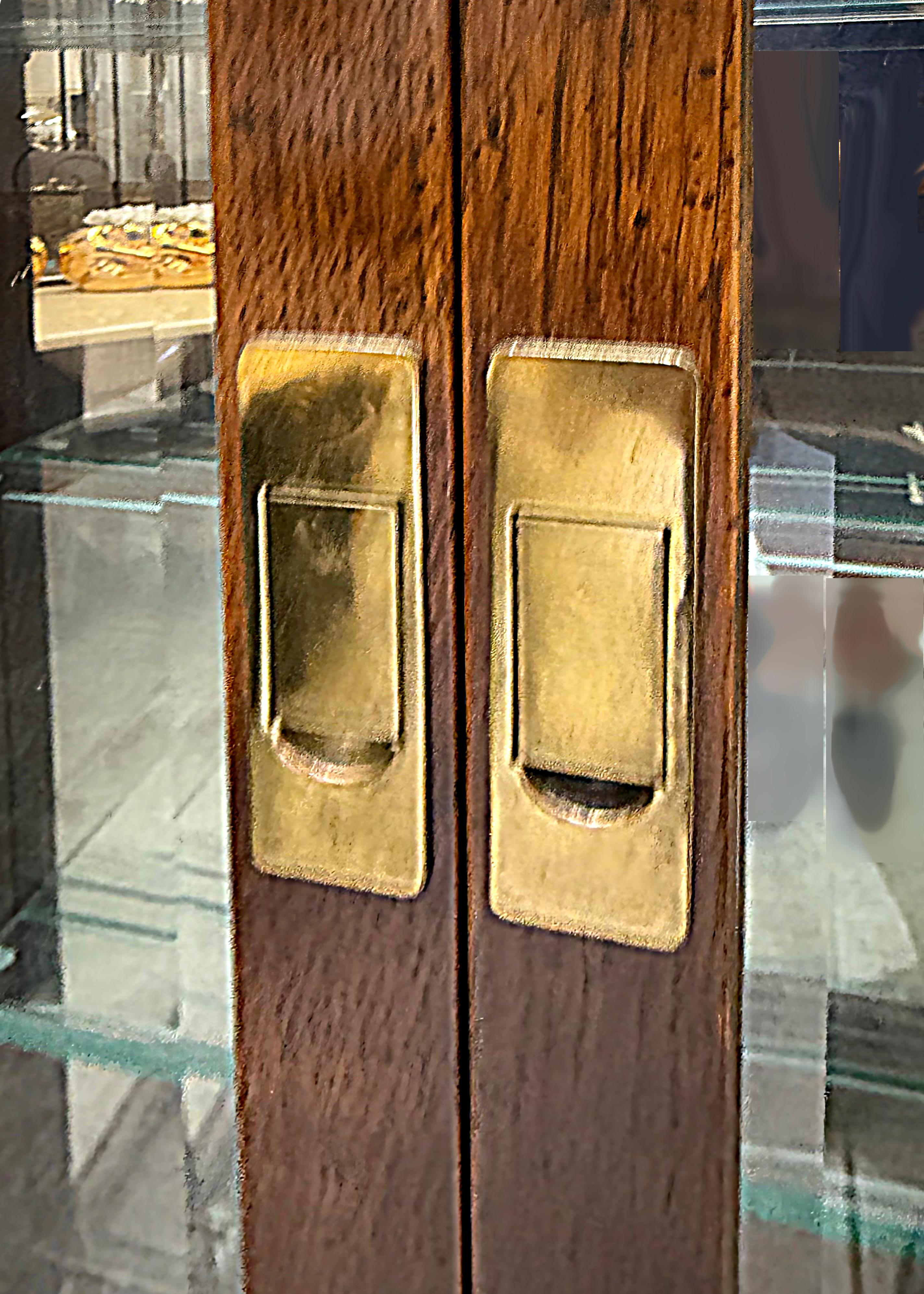1980s Henredon Campaign Vitrine Cabinet, Oak and Beveled Glass 3