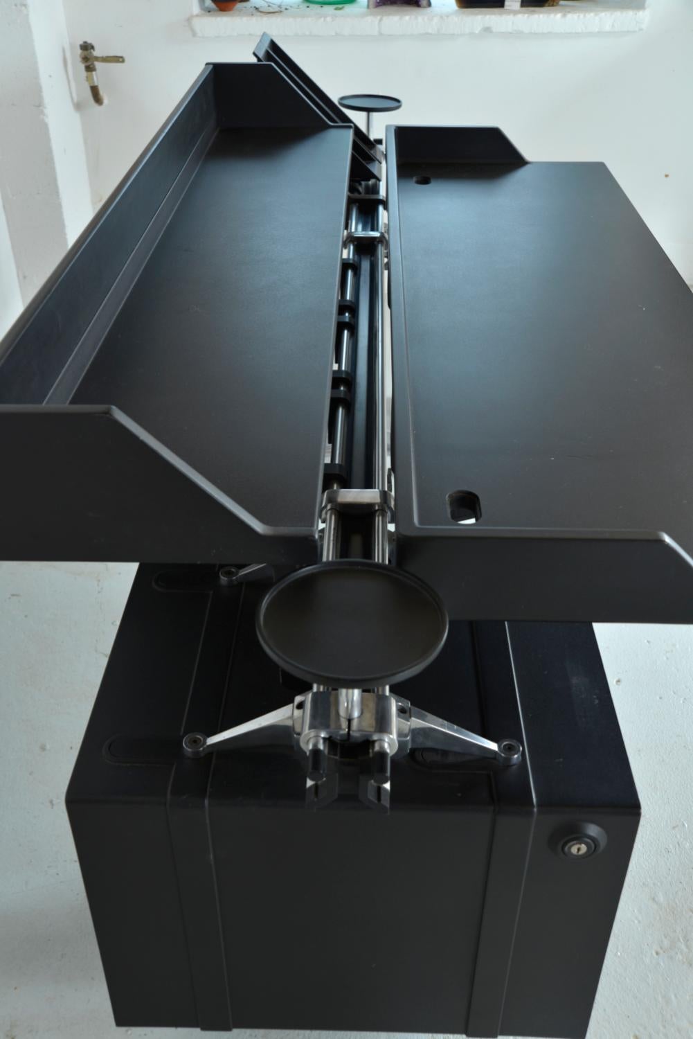1980s Herman Miller Burdick Group Post Modern Industrial Design Modular Desk USA 6