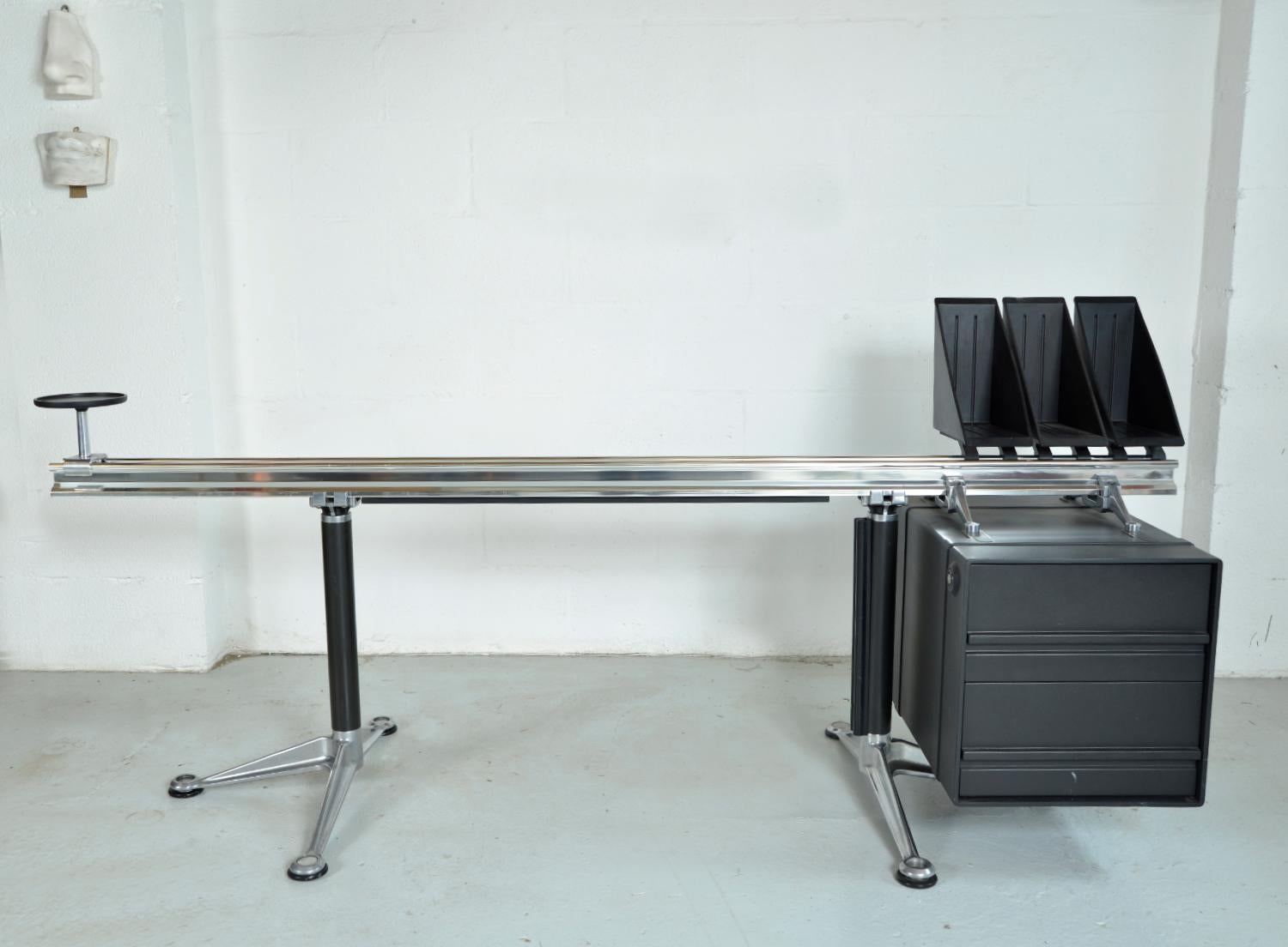 Años 80 Herman Miller Burdick Group Post Modern Industrial Design Escritorio modular EE.UU. en Bueno estado para la venta en Sherborne, Dorset