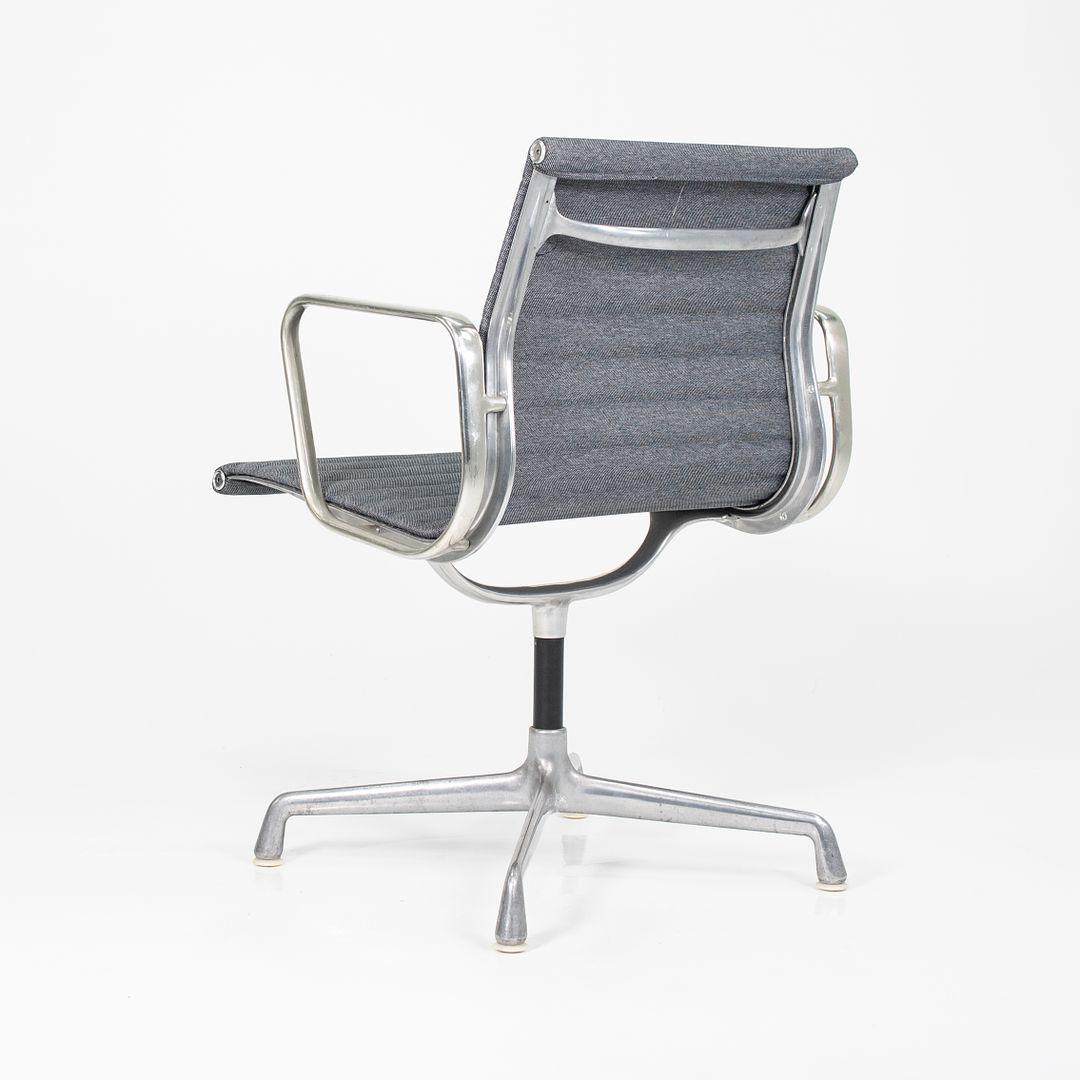 1980s Herman Miller Eames Aluminum Group Side / Desk Chair in Gray/Blue Fabric 6