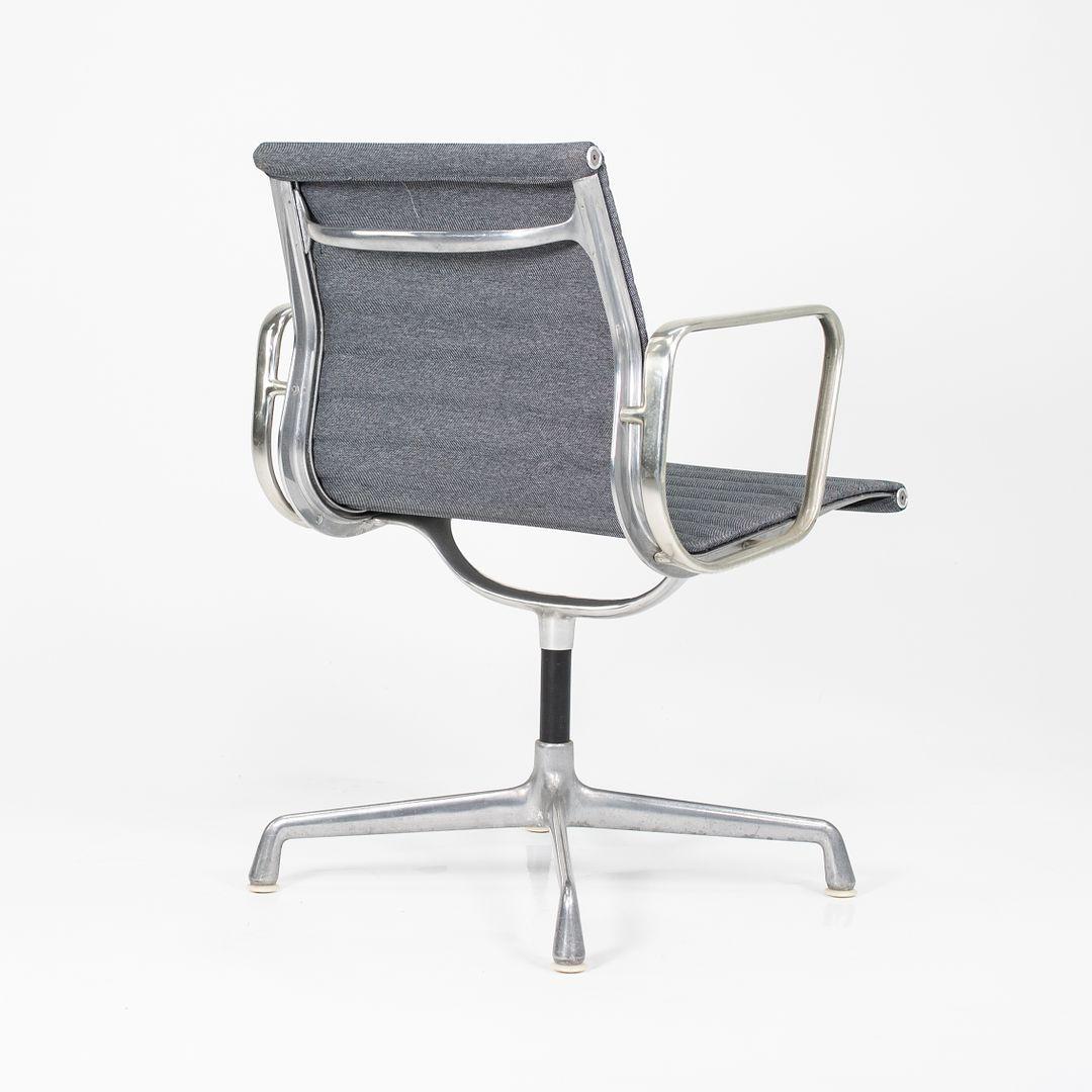 1980s Herman Miller Eames Aluminum Group Side / Desk Chair in Gray/Blue Fabric 1