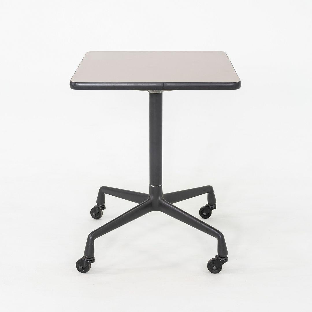 1980s Herman Miller Eames Rolling Side Table on Universal Base 20in (Moderne) im Angebot