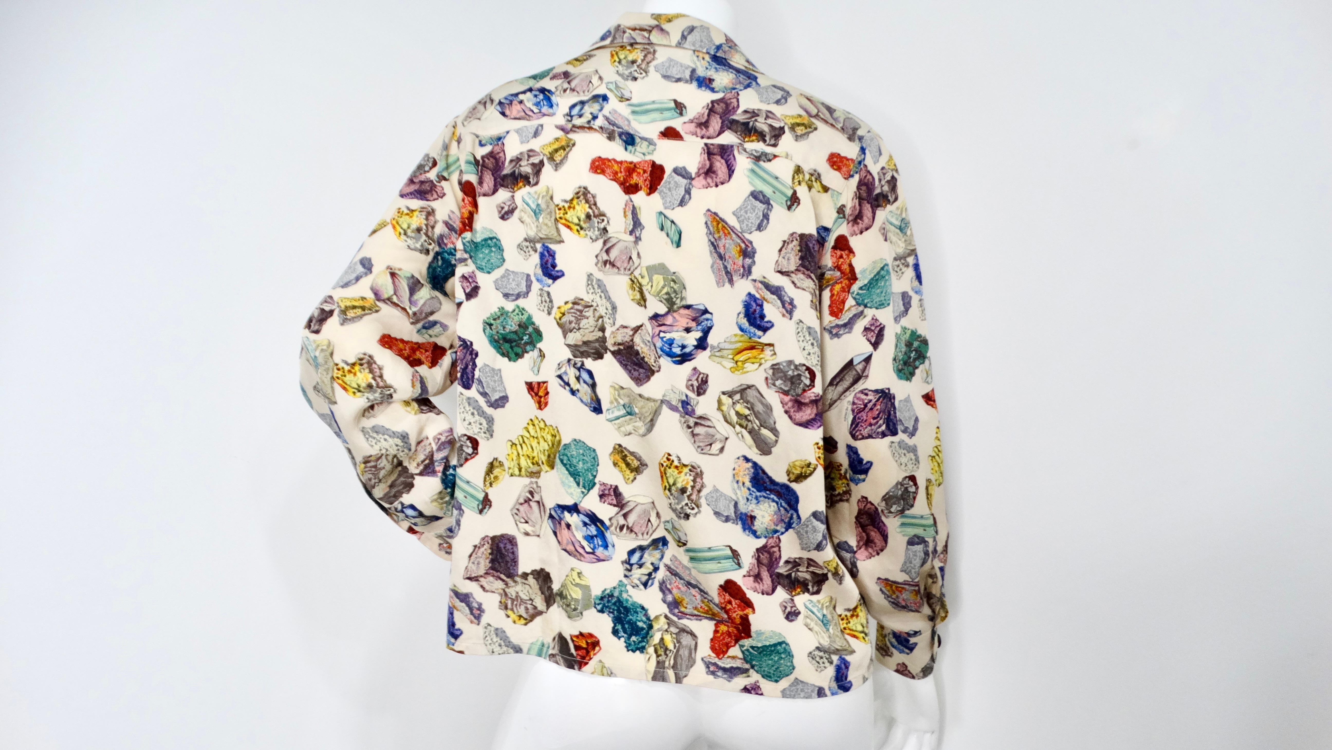 1980 Hermes Mineraux Geo Rock Print - Top in seta stampata con bottone in vendita 4