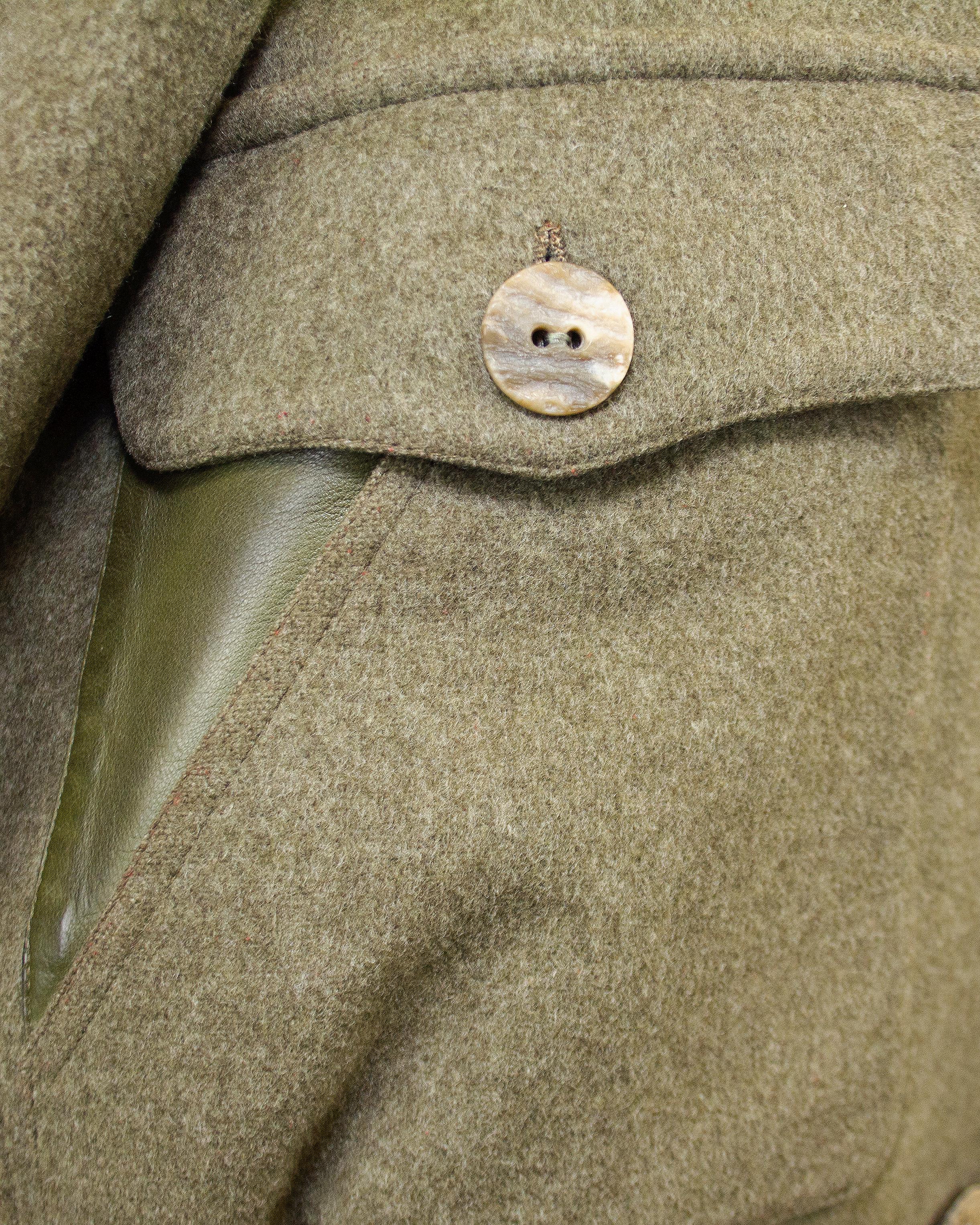 1980s Hermes Olive Green Wool and Cashmere Jacket and Skirt Ensemble  For Sale 2