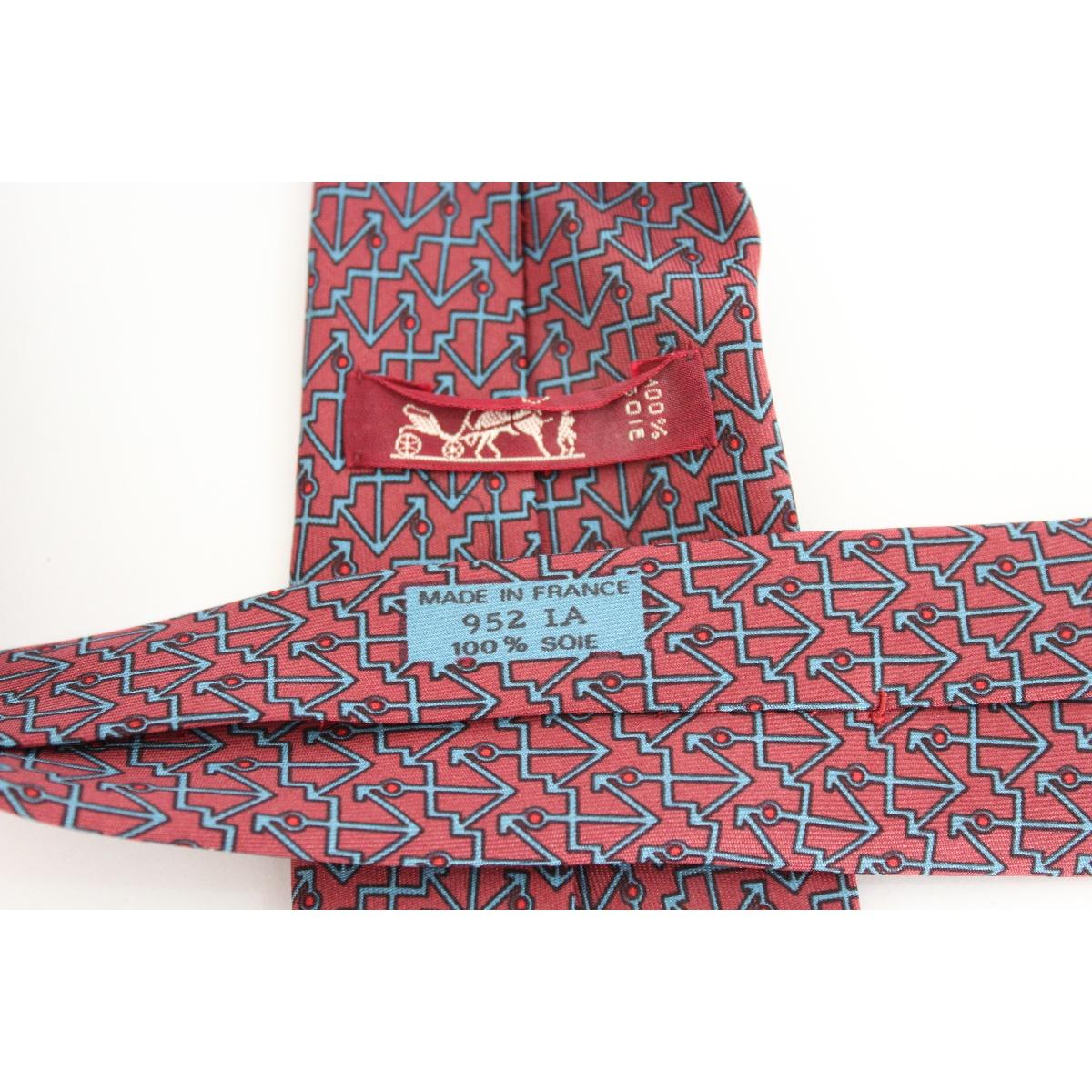 Gray 1980s Hermes Red Silk Geometric Print Tie 952 IA
