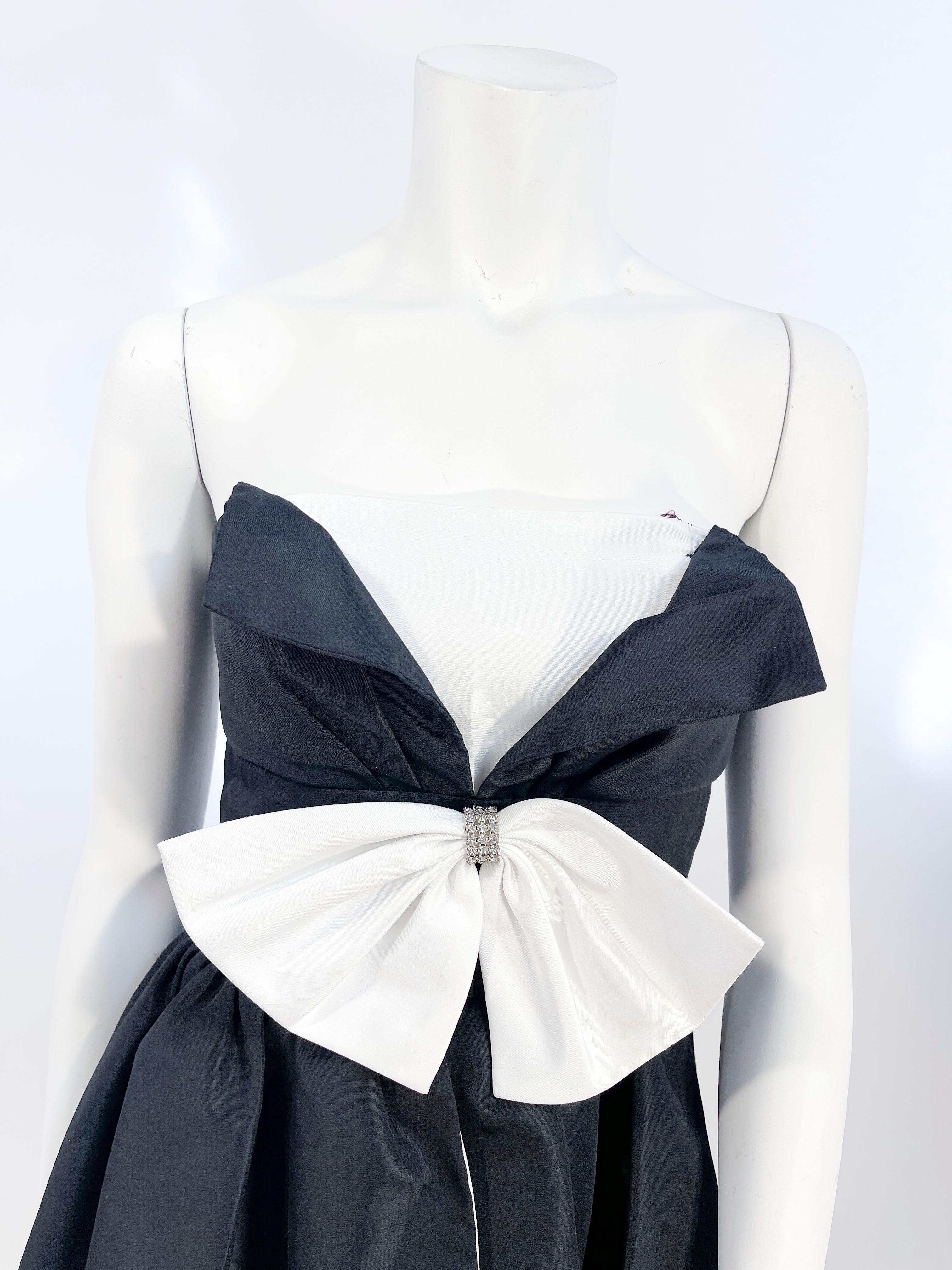 Conjunto de vestido de cóctel blanco y negro de los años 80 Hey Waltzer para Darcy Negro en venta
