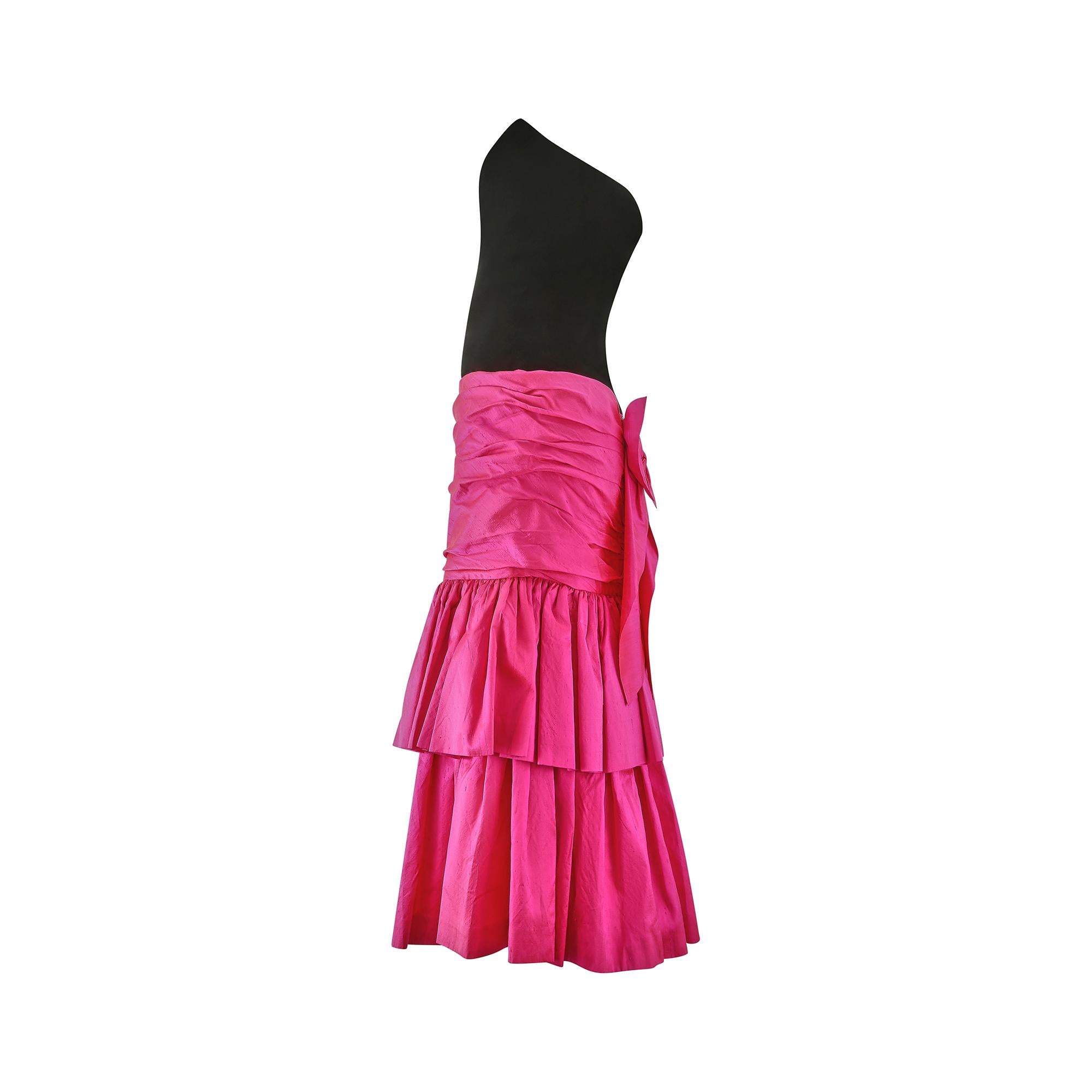 1980s Hidy Misawa Black Velvet and Hot Pink Silk Dress In Excellent Condition For Sale In London, GB