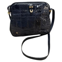 Borsa a tracolla anni '80 in pelle blu di alta qualità e hardware in ottone di Zenith